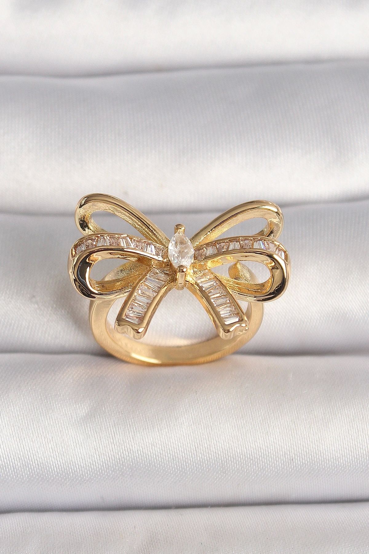 OurStyles Pirinç Gold Renk Ayarlanabilir Zirkon Taşlı Kurdele Model Kadın Yüzük - TJ-BYK3592