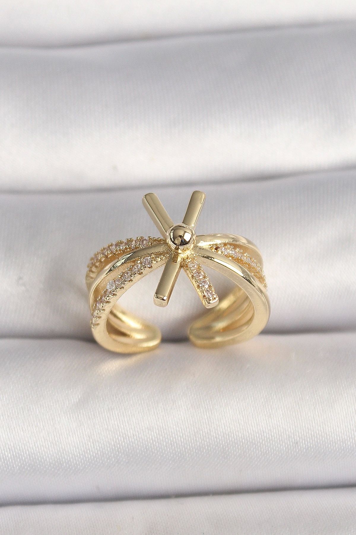 OurStyles Pirinç Gold Renk Ayarlanabilir Ziron Taşlı Kadın Yüzük - TJ-BYK3603
