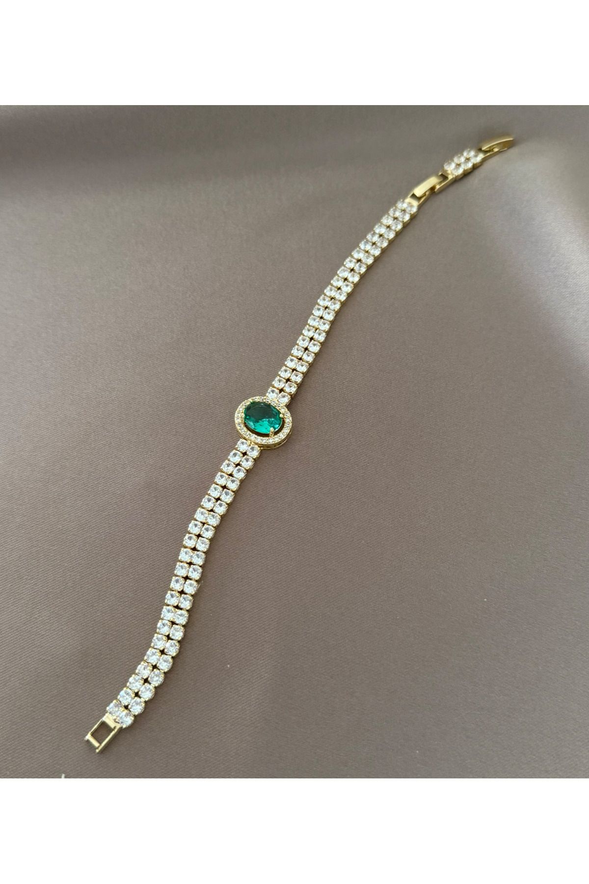 laria jewelry Yeşil Taşlı Su Yolu Bileklik