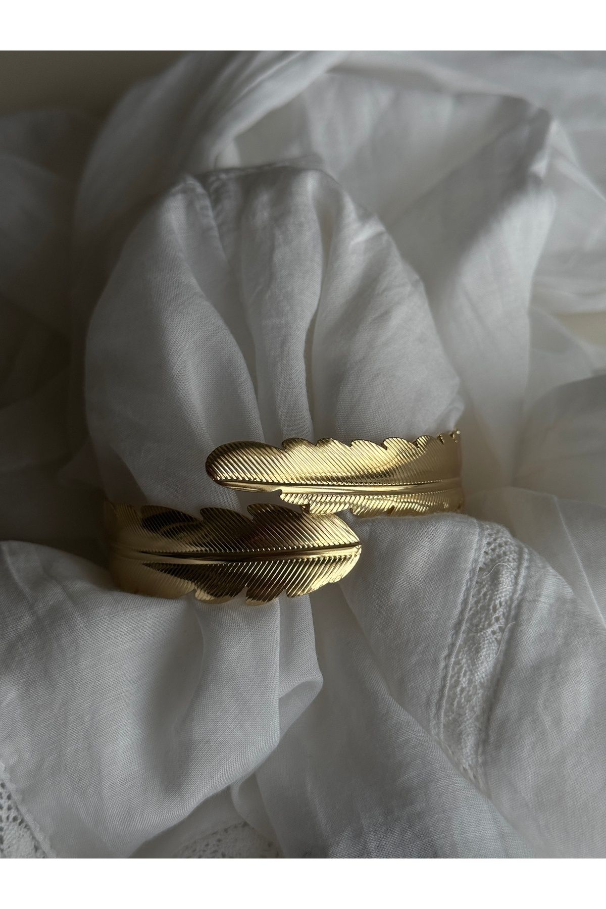 DIERA Kararmaz Gold Helenistic Pazu Bilekliği Armcuff