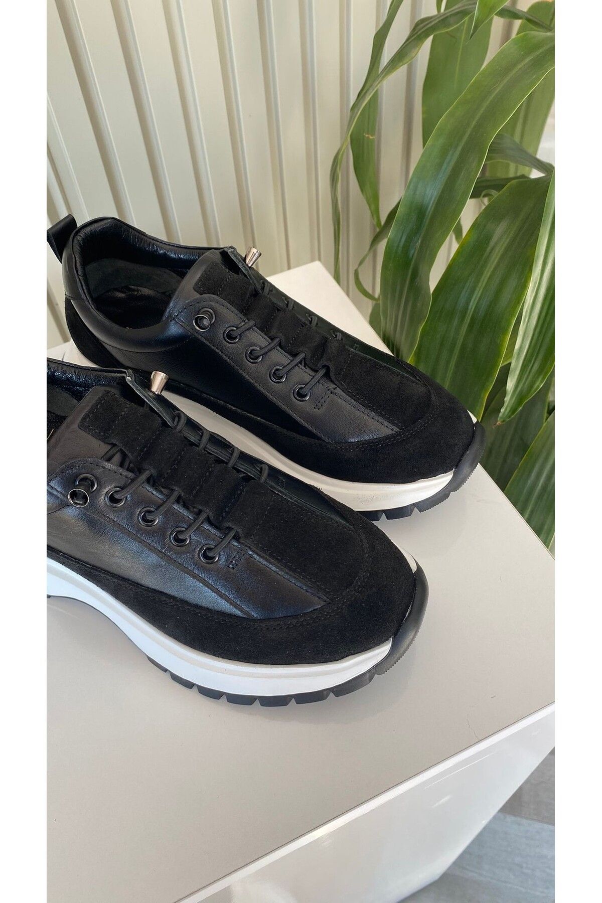Hermones SOHO İç-dış hakiki deri Lastik bağcıklı Siyah Kadın Sneaker Ayakkabı