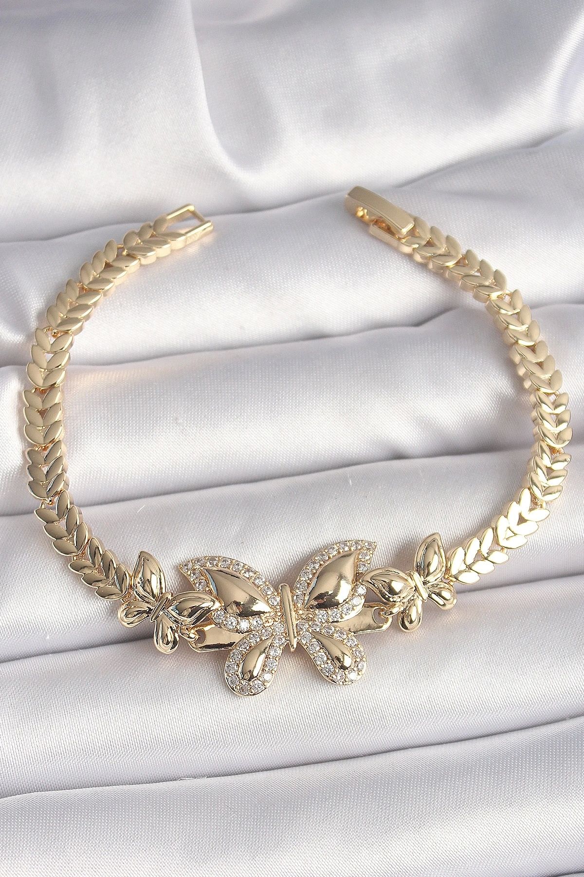 OurStyles Pirinç Gold Renk Zirkon Taşlı Kelebek Model Kadın Bileklik - TJ-BB6814
