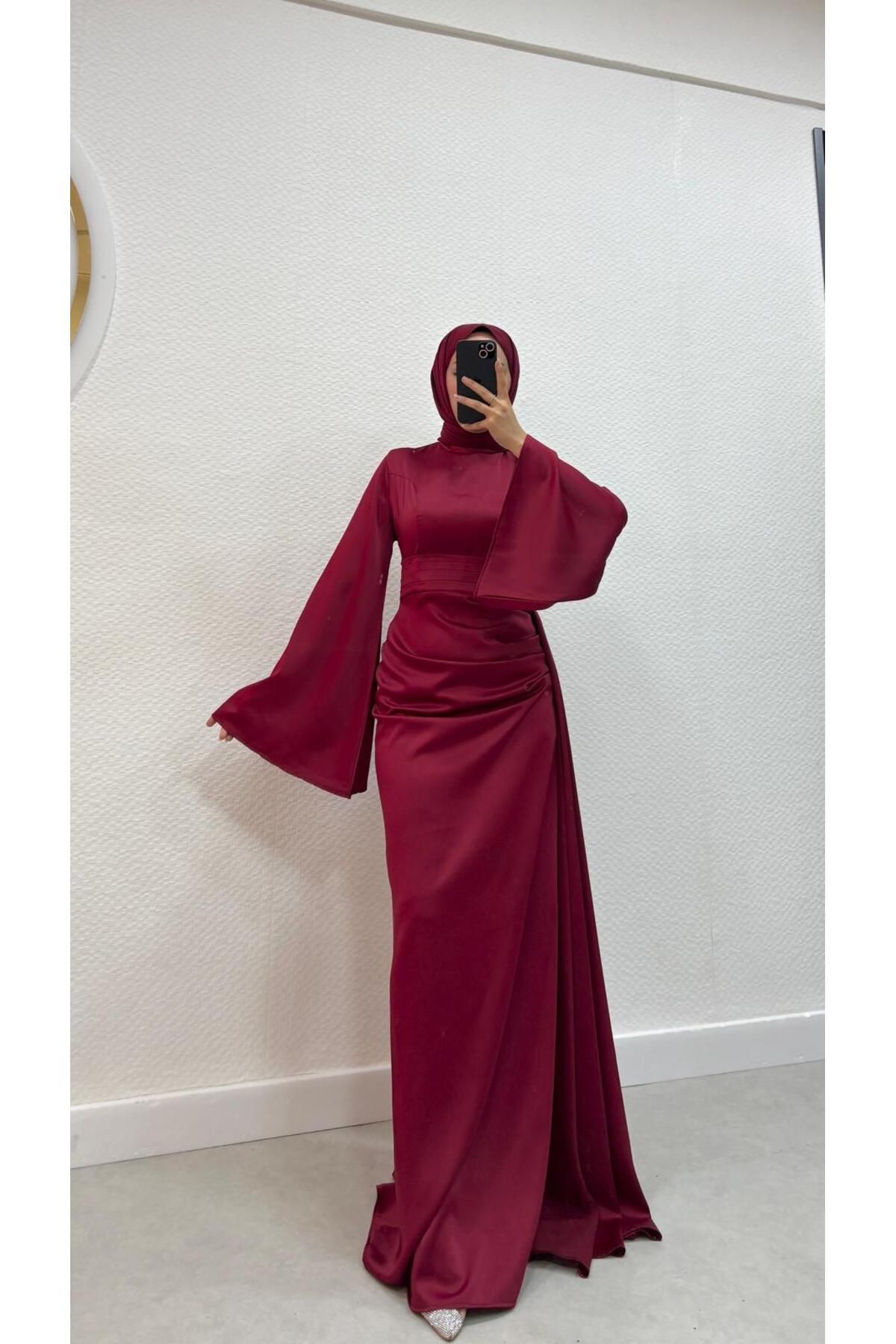 modadeywearst Drape Detaylı Kuyruklu Saten Tesettür Abiye