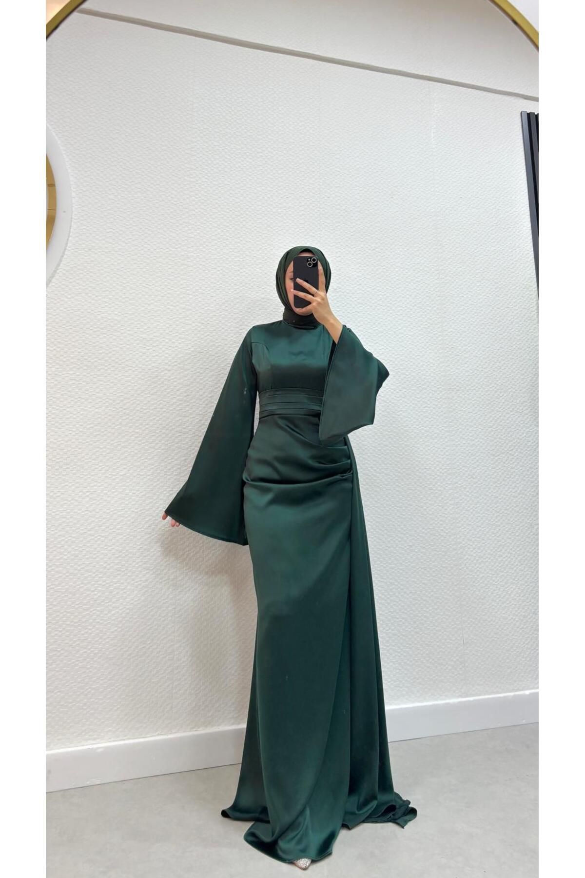 modadeywearst Drape Detaylı Kuyruklu Saten Tesettür Abiye