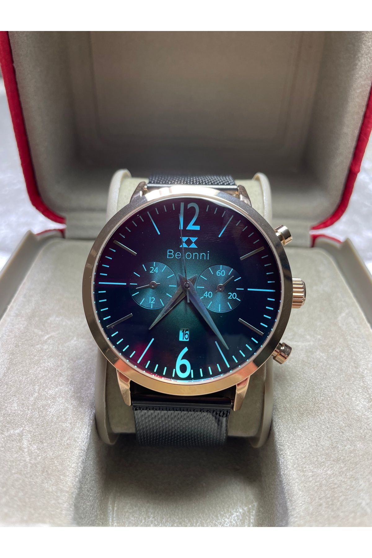 Belonni BSBLN620B Photochromic Camlı Takvimli ve Hasır Kordonlu Klipsli Erkek Kol Saati