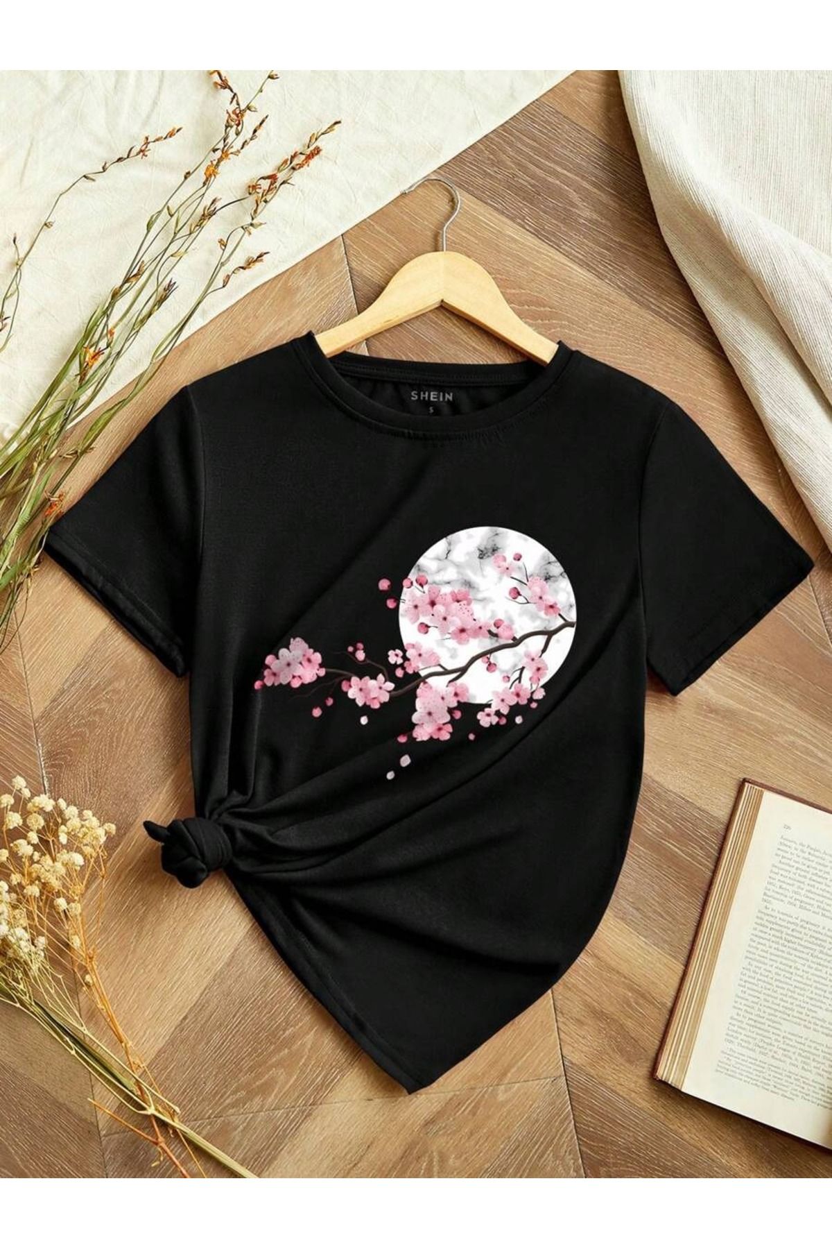 PALPİTO Kadın Siyah Kiraz Çiçeği Baskılı Oversize T-Shirt