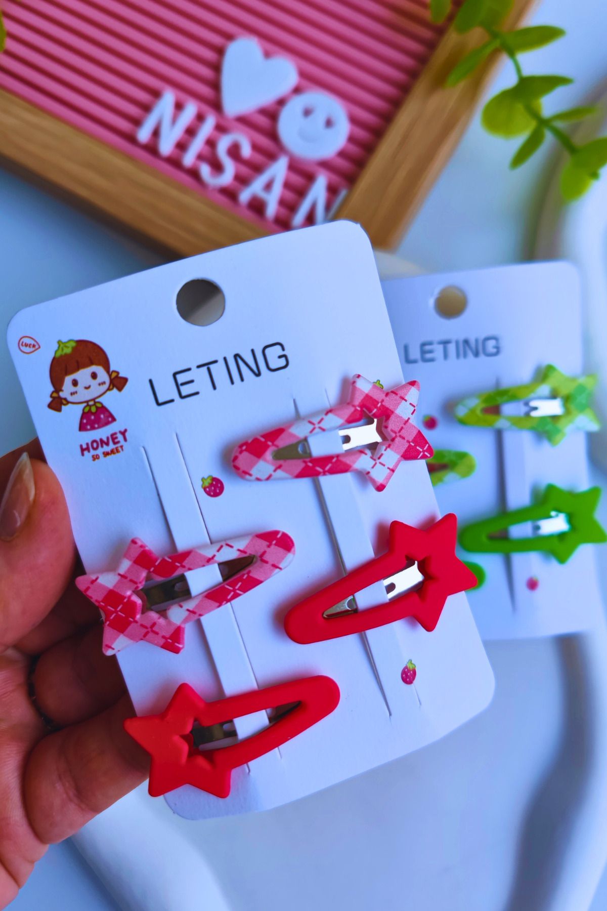 Nisankids Ekose Desenli Kayan Yıldız Figürlü Az Saçlı Bebek Tokası 2 Çift