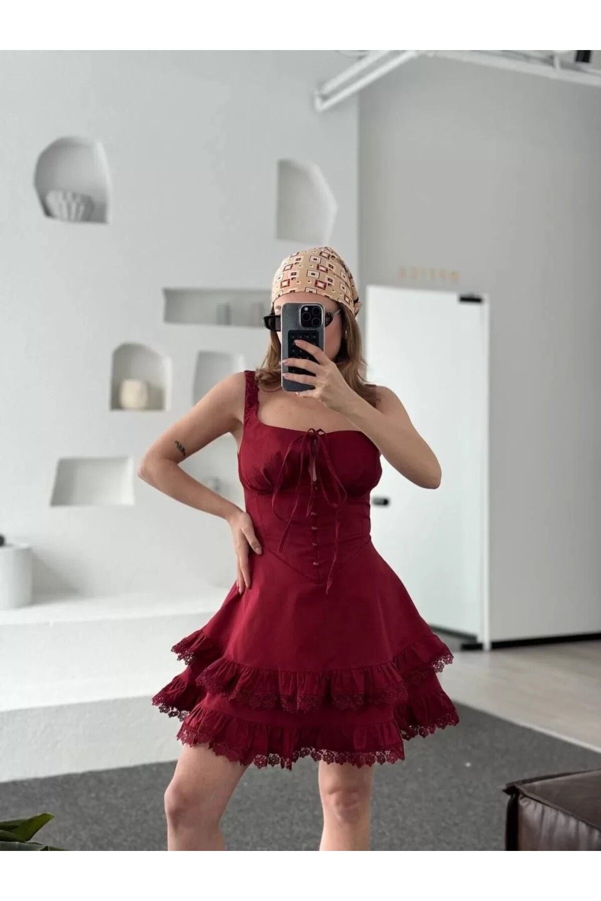 AMO Fırfırlı Askılı Mini Elbise - Bordo