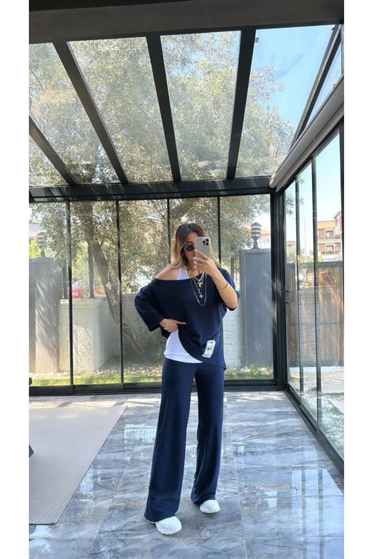 velmorafashion Kadın Asimetrik Kesim Arma Detay Atlet Dahil üçlü Takım