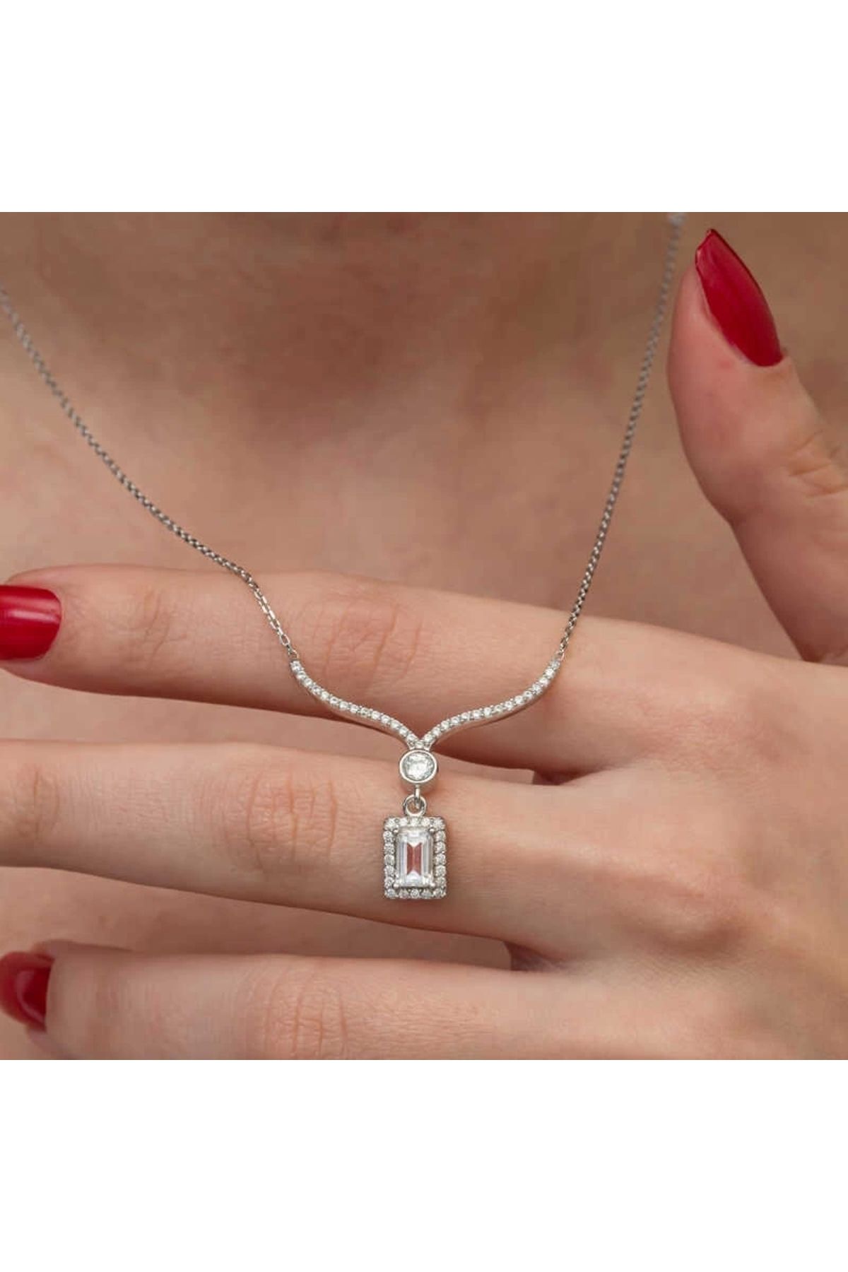 minaydan Gümüş Baget Taşlı Gerdanlık Model Kadın Kolye
