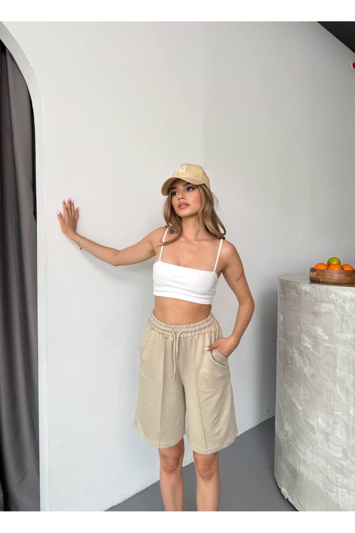 Castivo Fashion Cepli Yüksek Bel Rahat Kalıp Kadın Şort