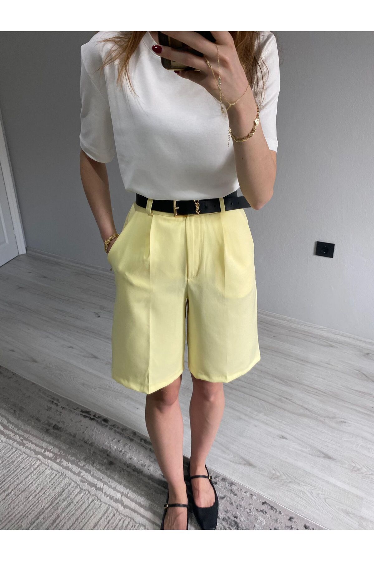 Niceboutique Yüksek Bel Kumaş Şehir Boy Şort