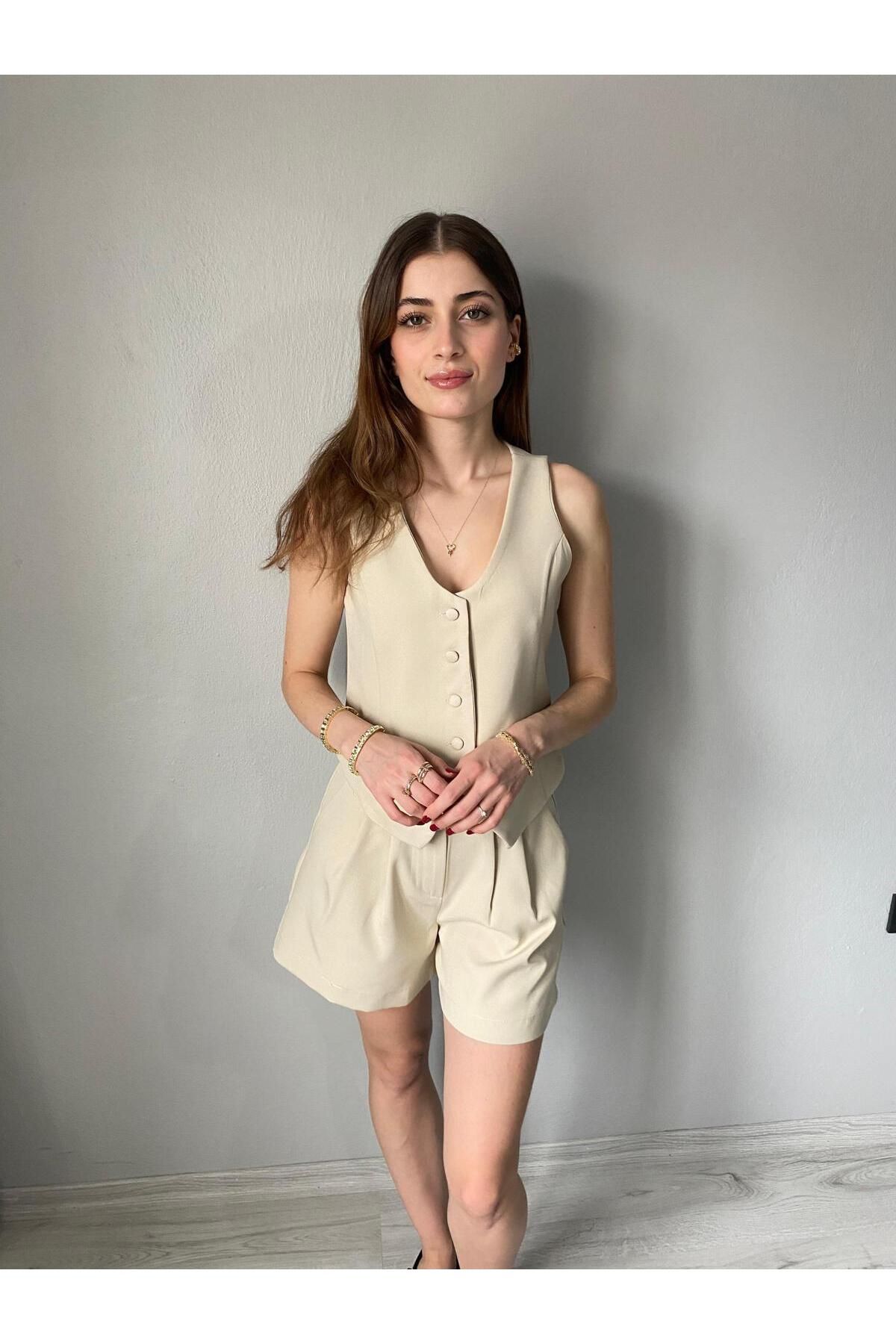Niceboutique Duble Kumaş Yelek Şort İkili Takım