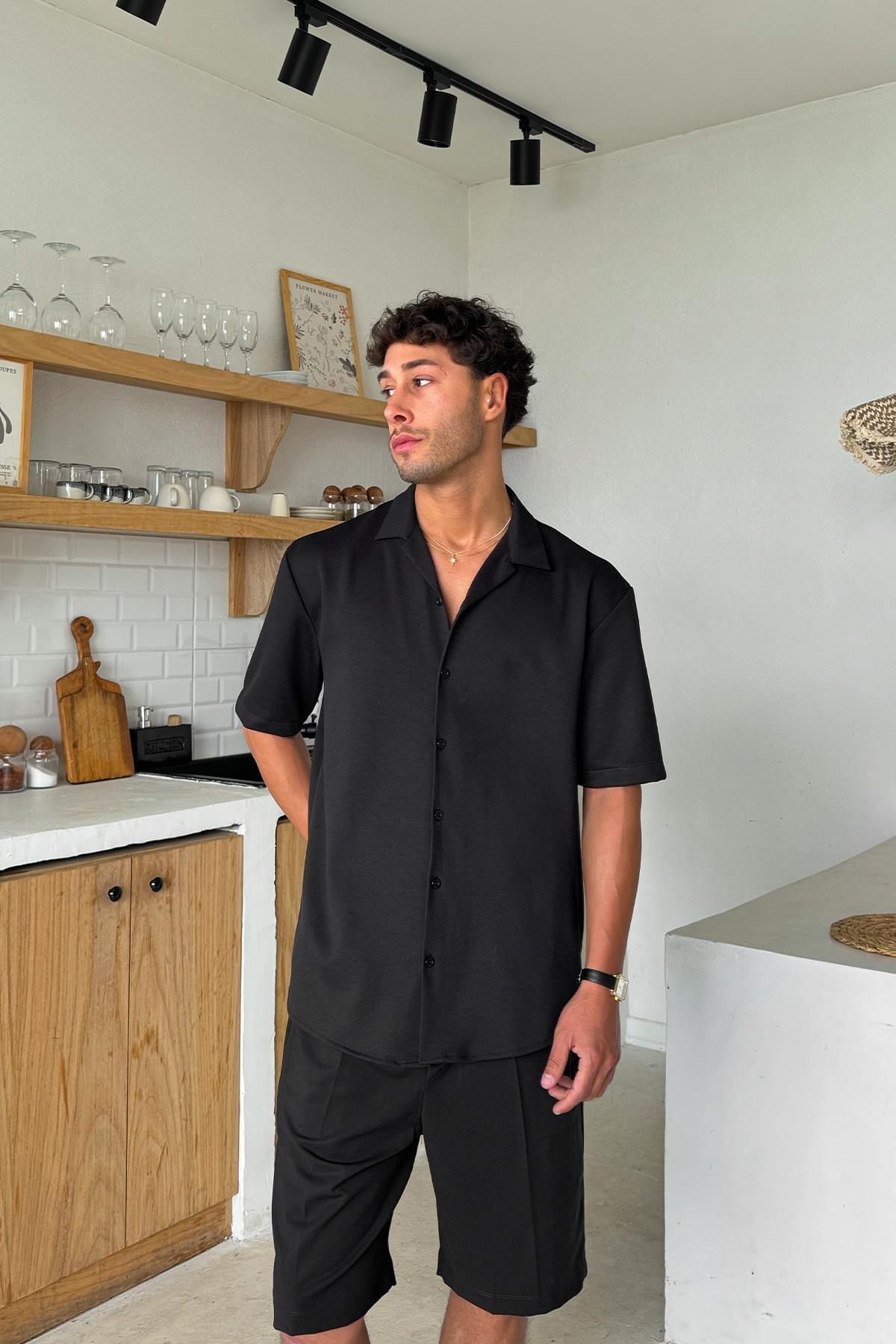 Flaw Wear Siyah Oversize Kısa Kol Gömlek