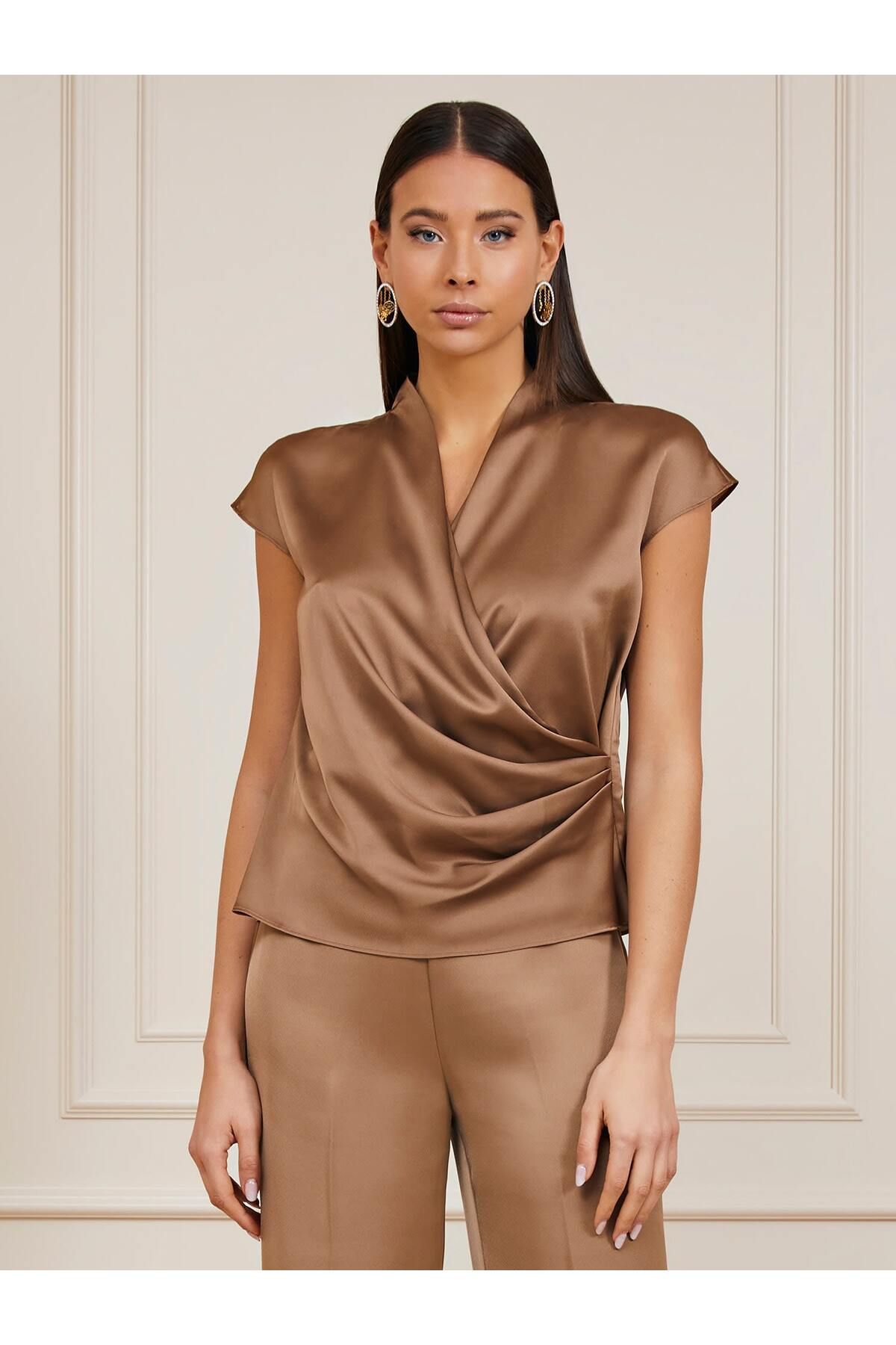 Guess Soraya Kadın Bluz