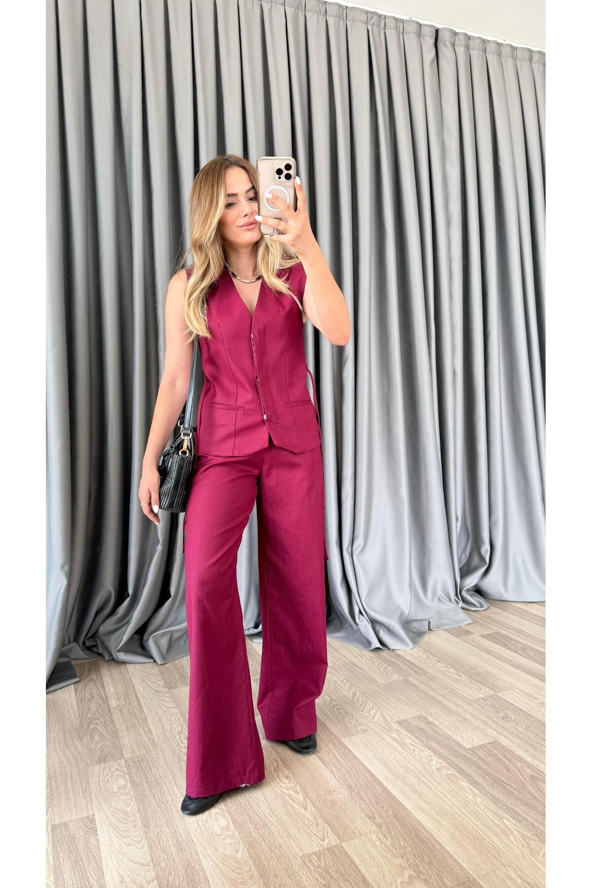 pelin yıldız butik Emry Kemer Detaylı Yelekli Takım