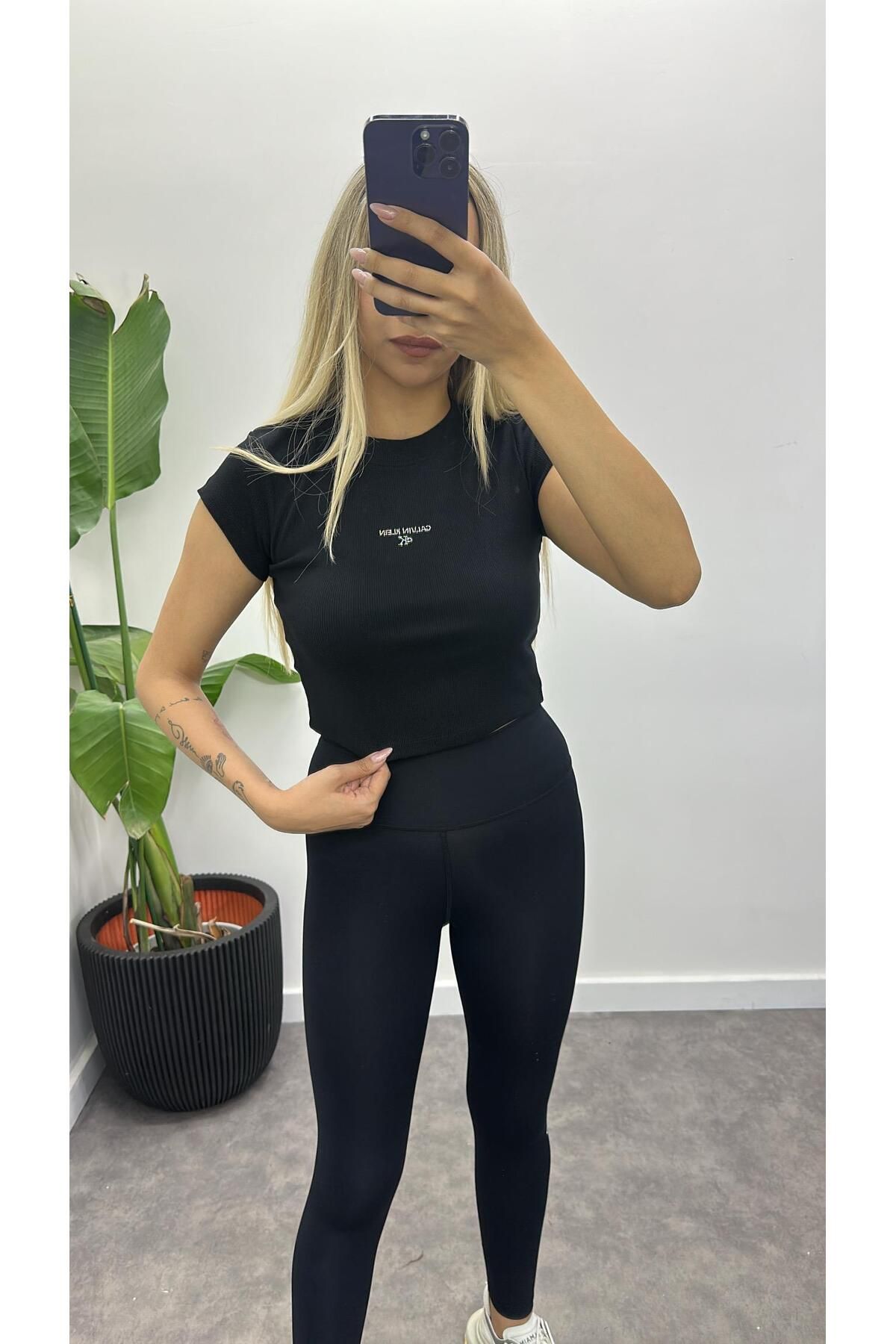 Acar Boutique Taşlı Ck Fitilli Crop Badi