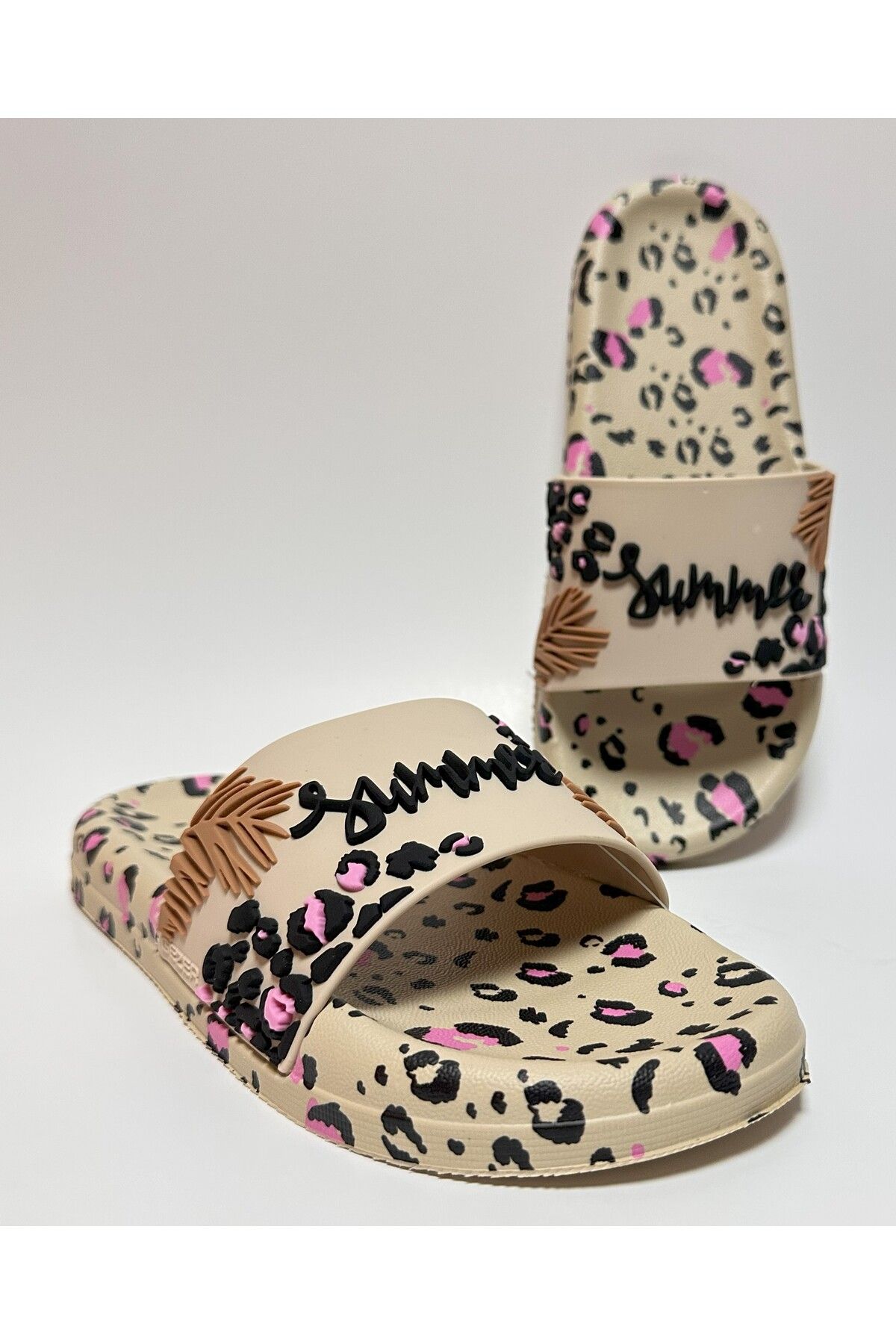 GEZER-Summer Detail Leopard Patterned Anti-Slip Eva Anatomic Sole Women's Wet Floor, Home and Street Slippers 1