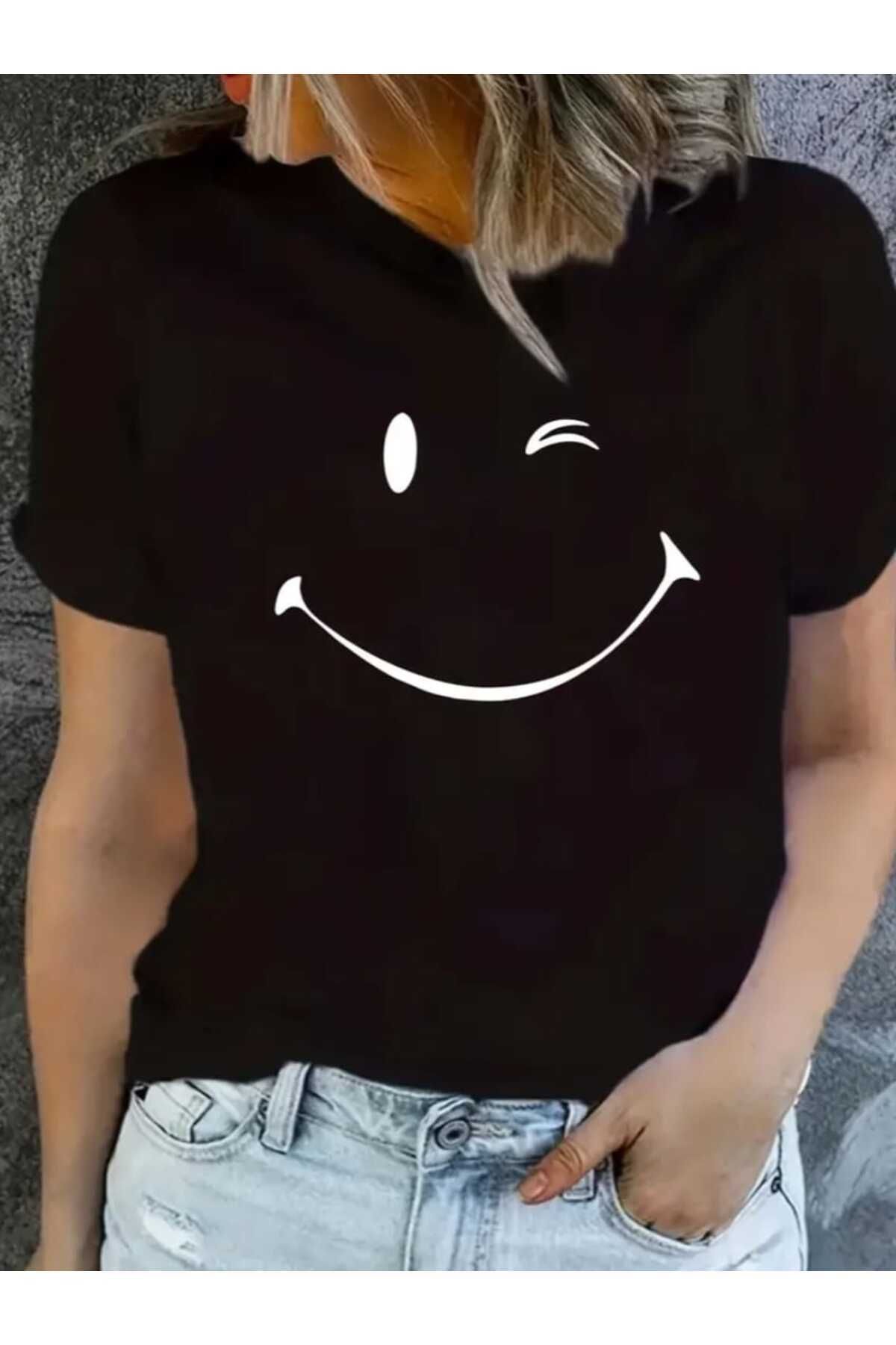 Boi Gülen Yüz :) Baskılı Kadın Salaş Oversize Boyfirend T-shirt
