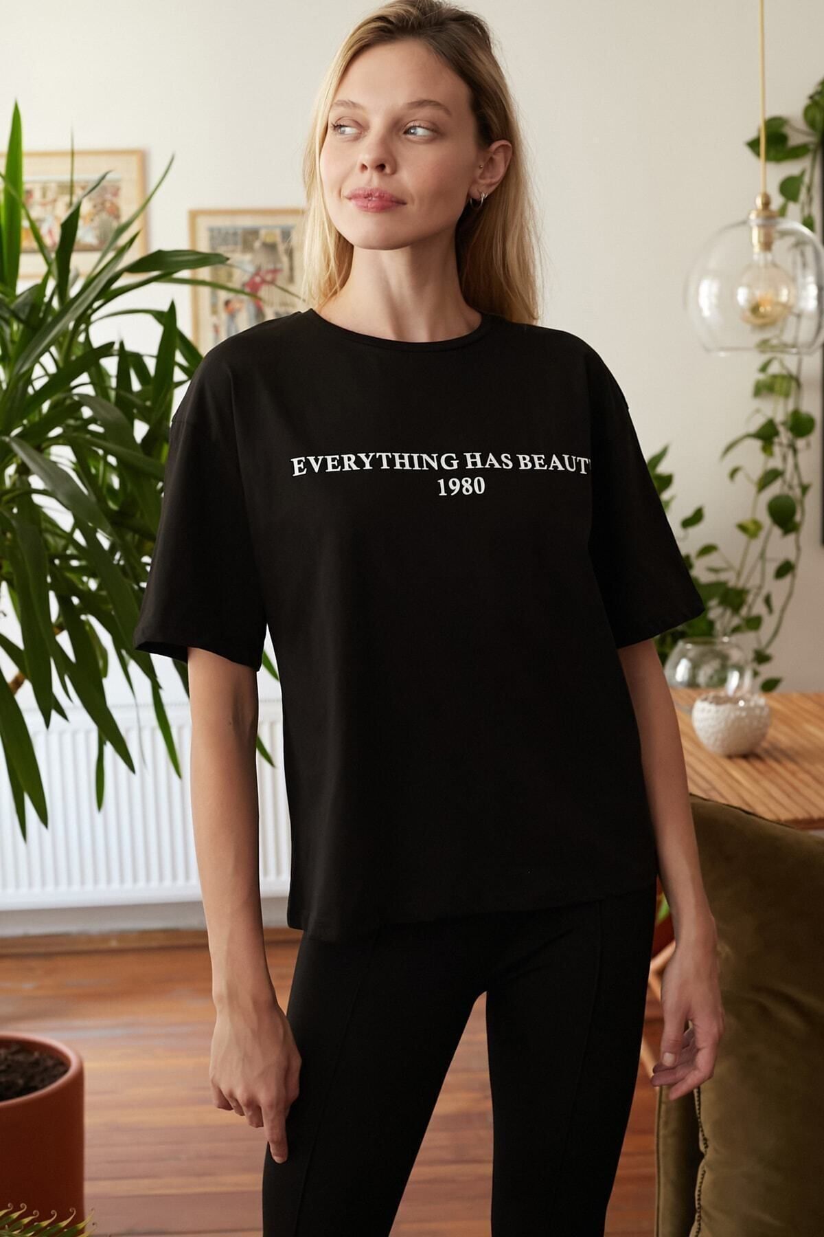 Boi Kadın Siyah Baskılı Beauty Tshirt