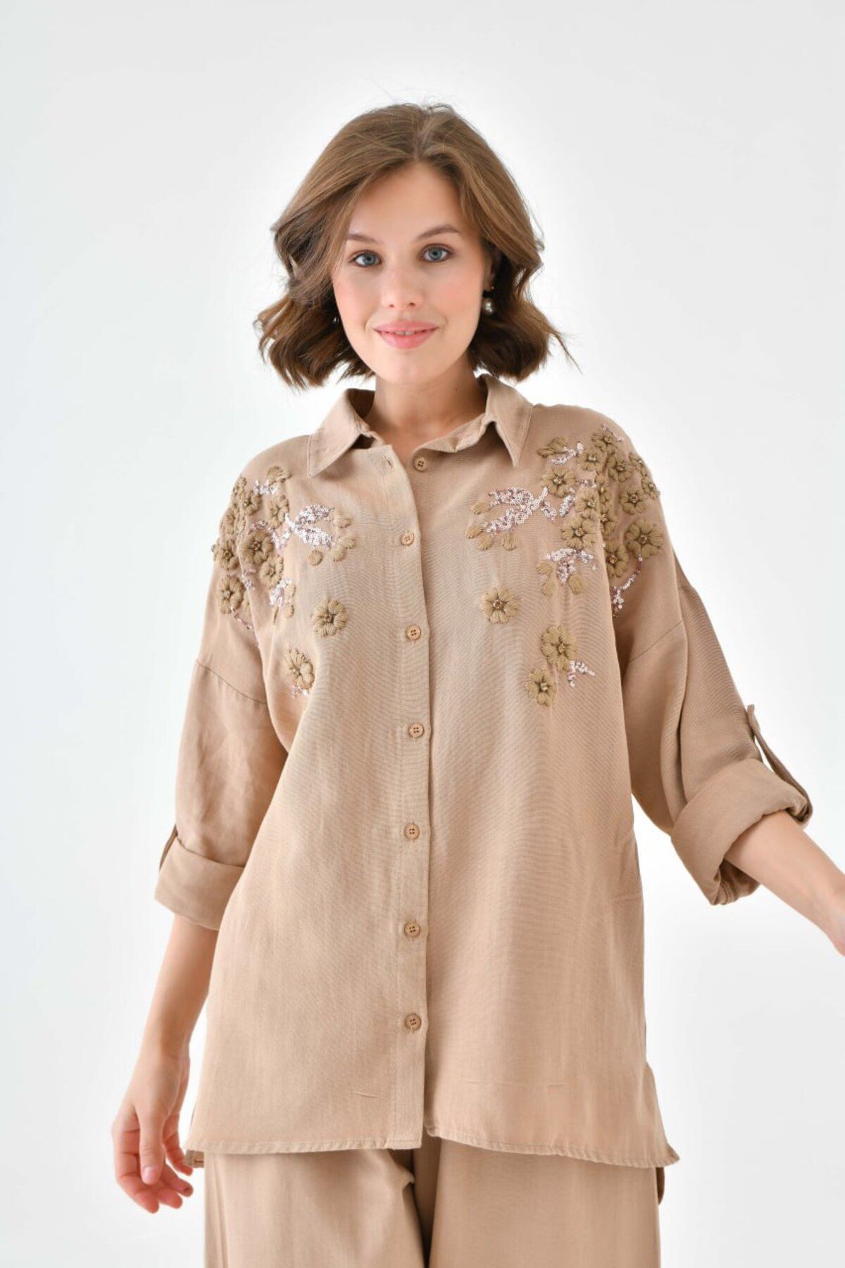 MVStore Kadın Çiçek Desenli Nakış İşlemeli Keten Oversize Gömlek