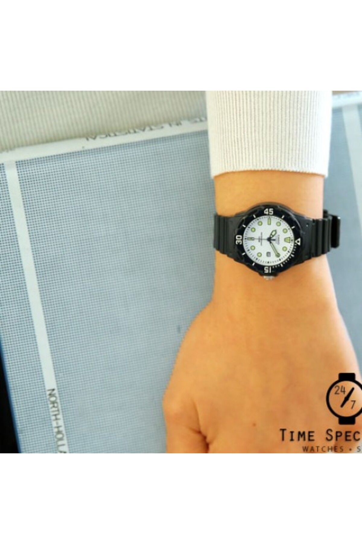 Casio-Ceas Dama, Casio, Collection LRW LRW-200H-7E1 3