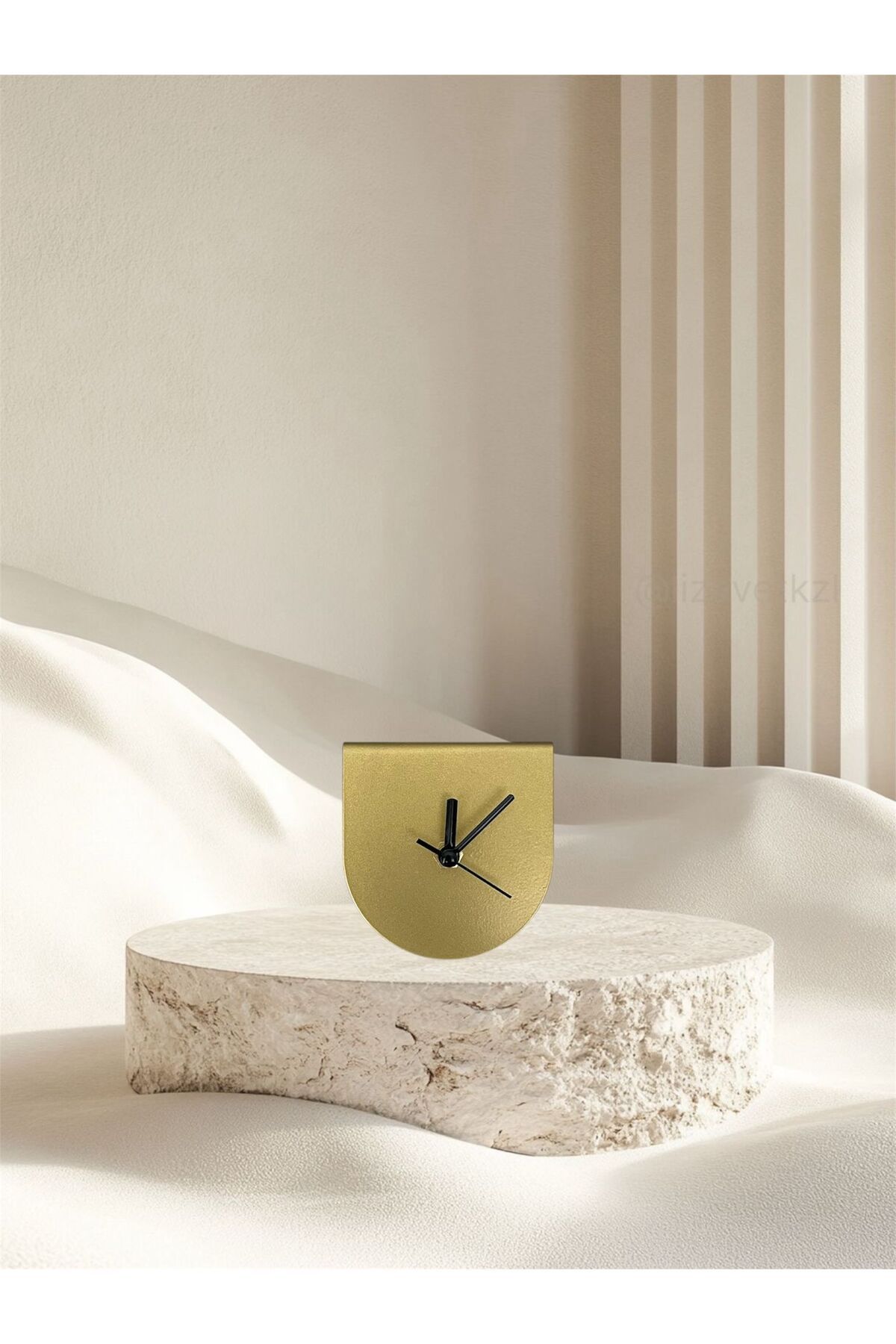 Decoramo Home Metal Gold Masa Saati Altın Rengi Masa Saati Minimal Masa Saati