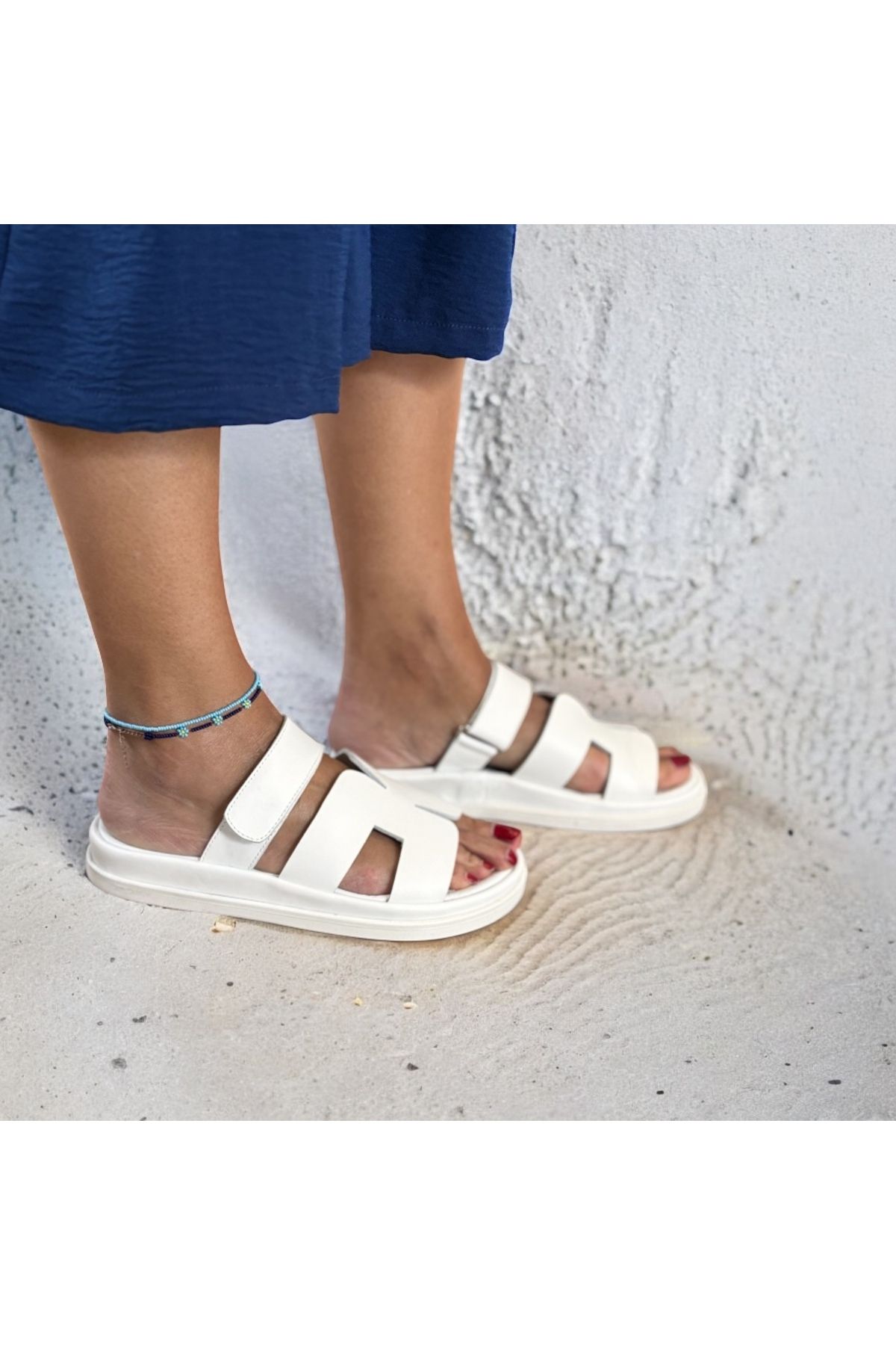 NEVE SHOES Beyaz Deri Cırtlı Kadın Rahat Beyaz Tabanlı Terlik