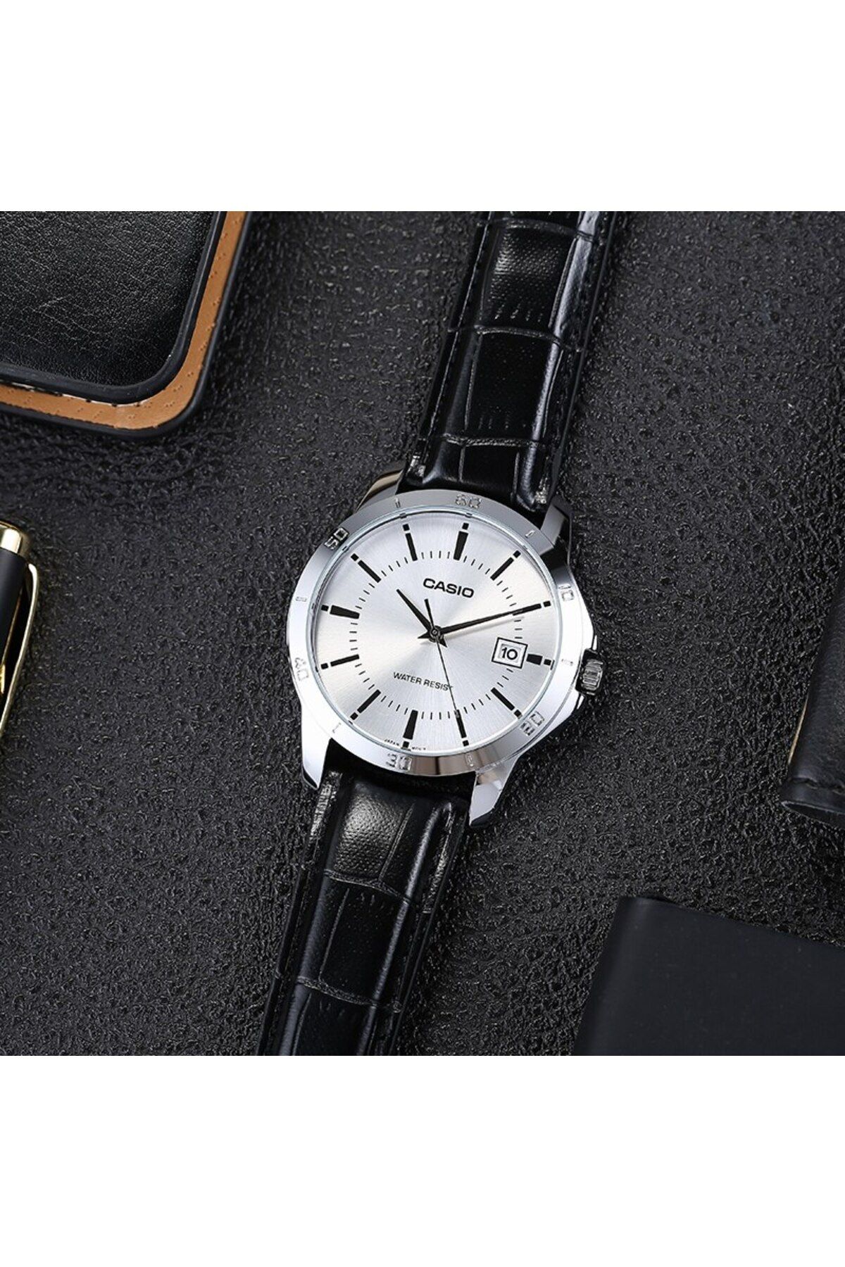 Casio-Ceas Barbati, Casio, Collection MTP-V0 MTP-V004L-7A 5