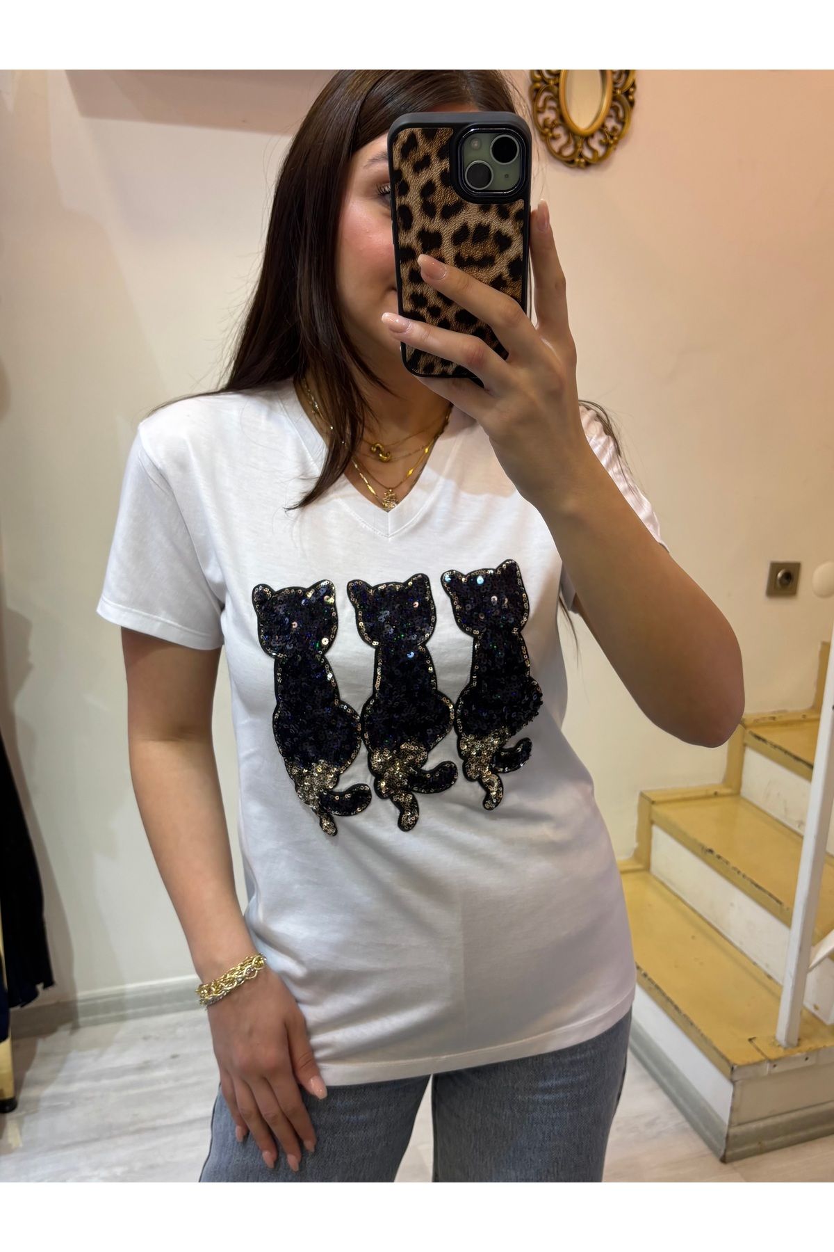 ROSSA Kedi Desenli V Yaka Tshirt