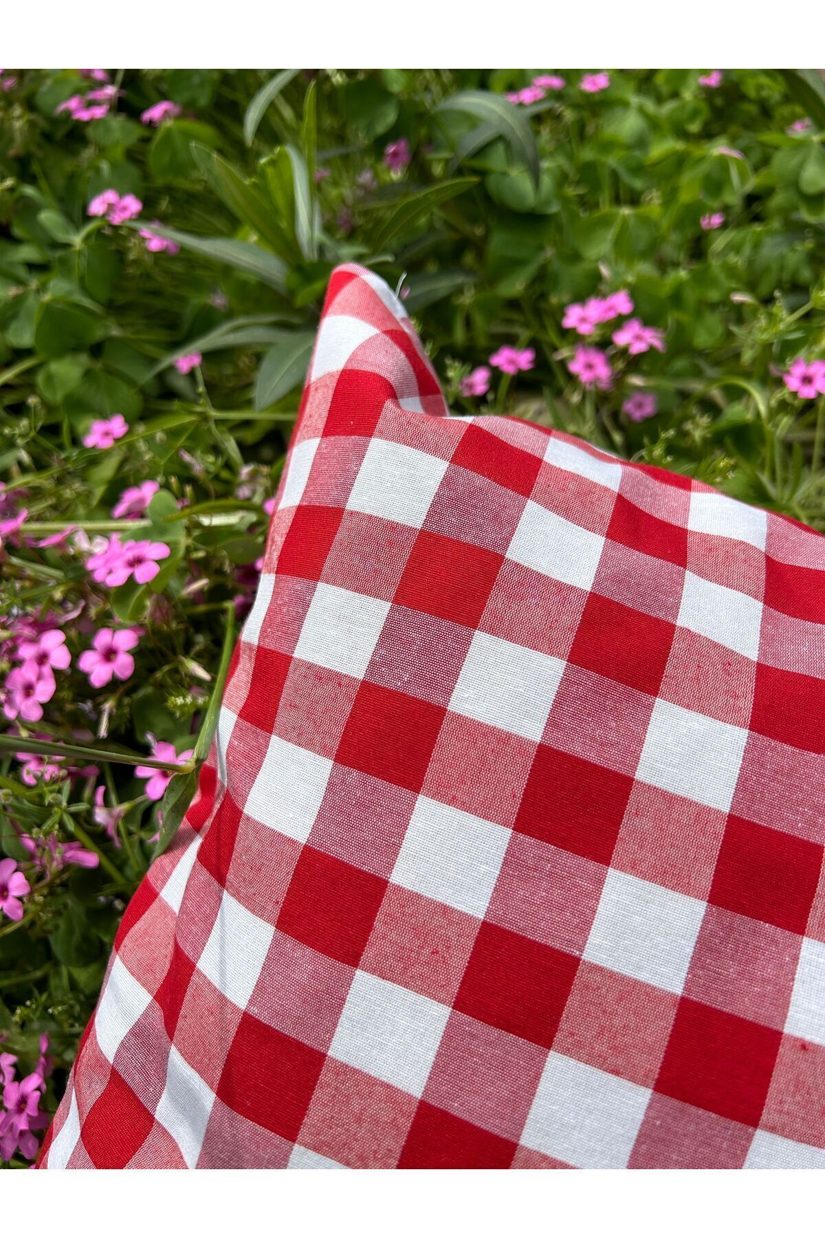 Junenext Kareli İçi Dolgulu Piknik Minderi 1 Adet 40 x 40cm Kırmızı