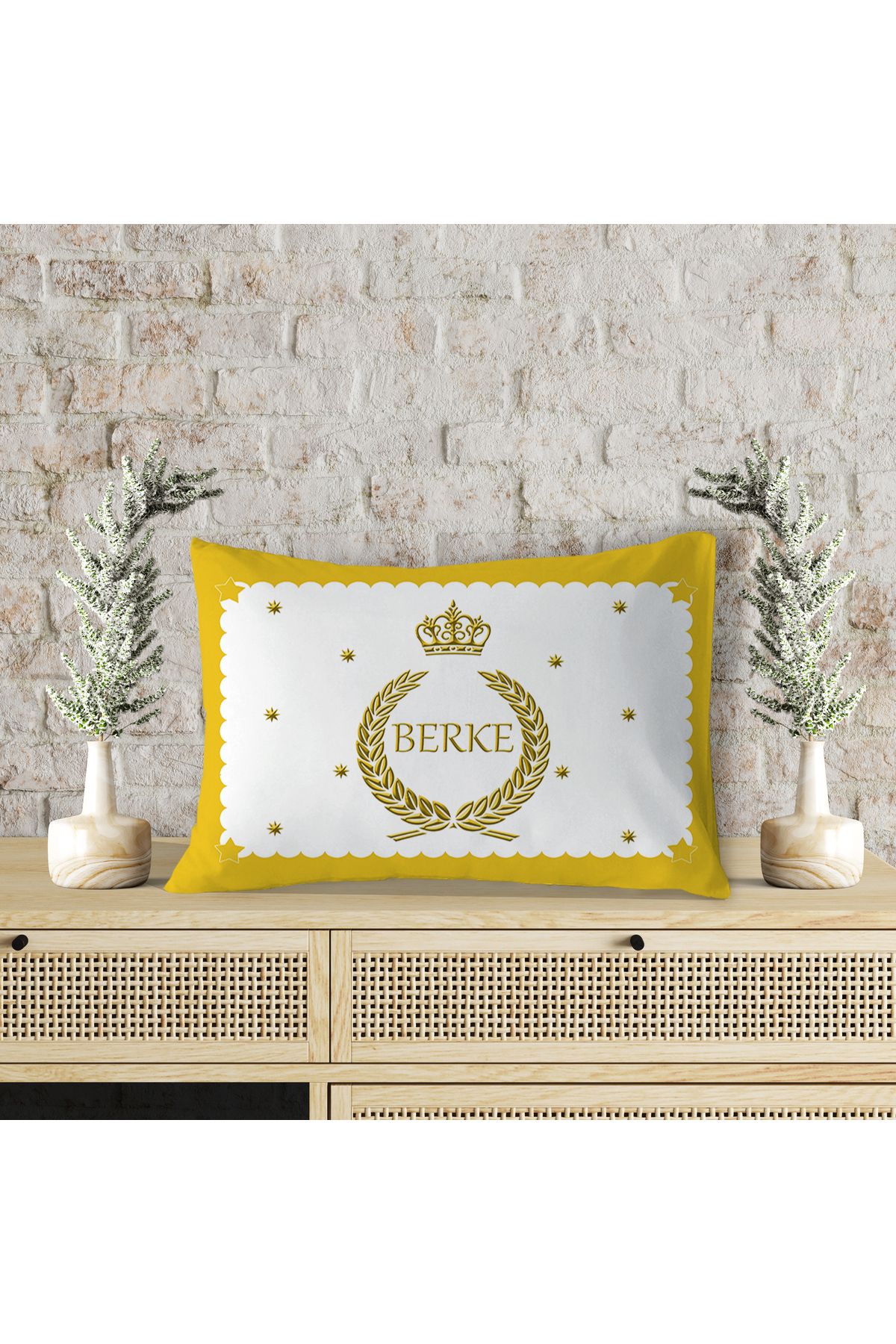 BAMBAŞKA MODA İsimli Yastık Kılıfı BMYAS-004