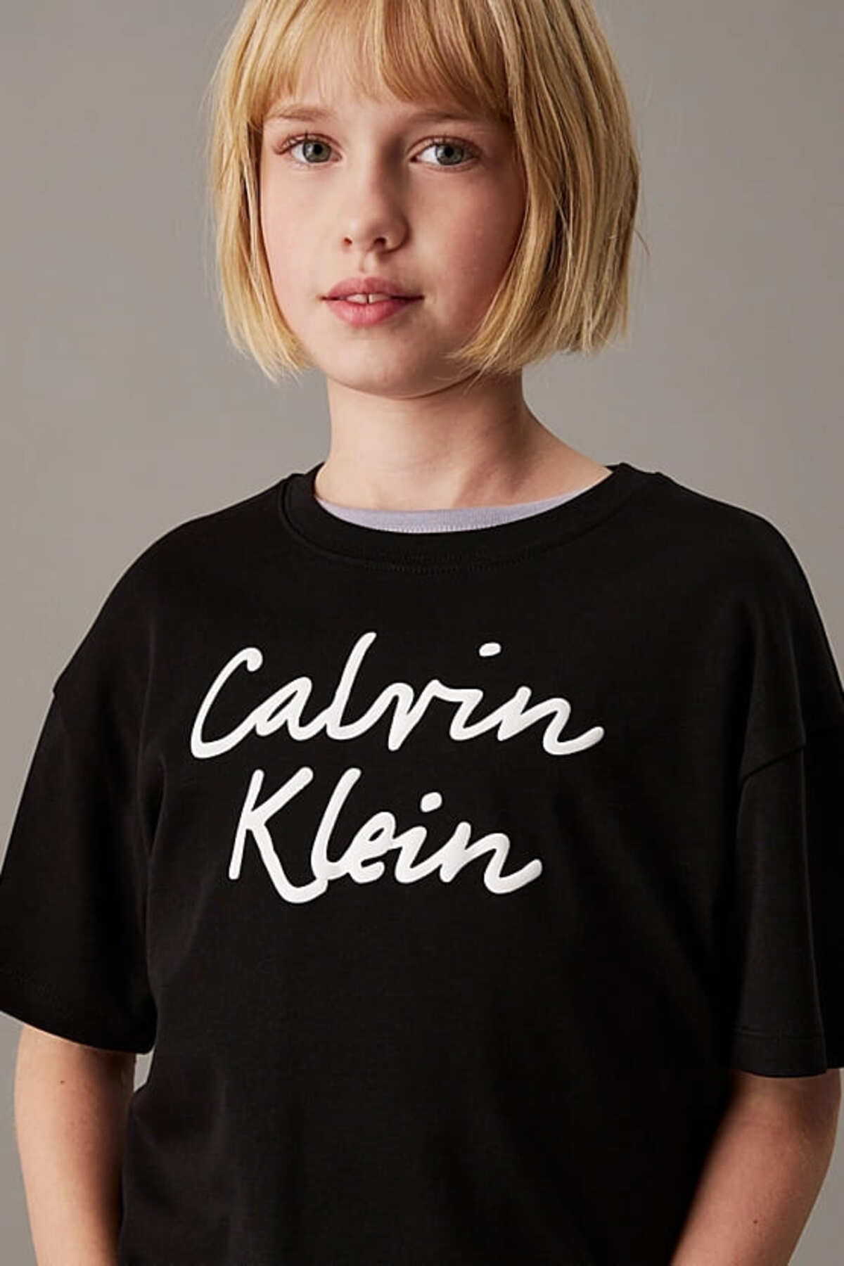 Calvin Klein-Girls Black Script Logo Boxy Short Sleeve T-Shirt 4