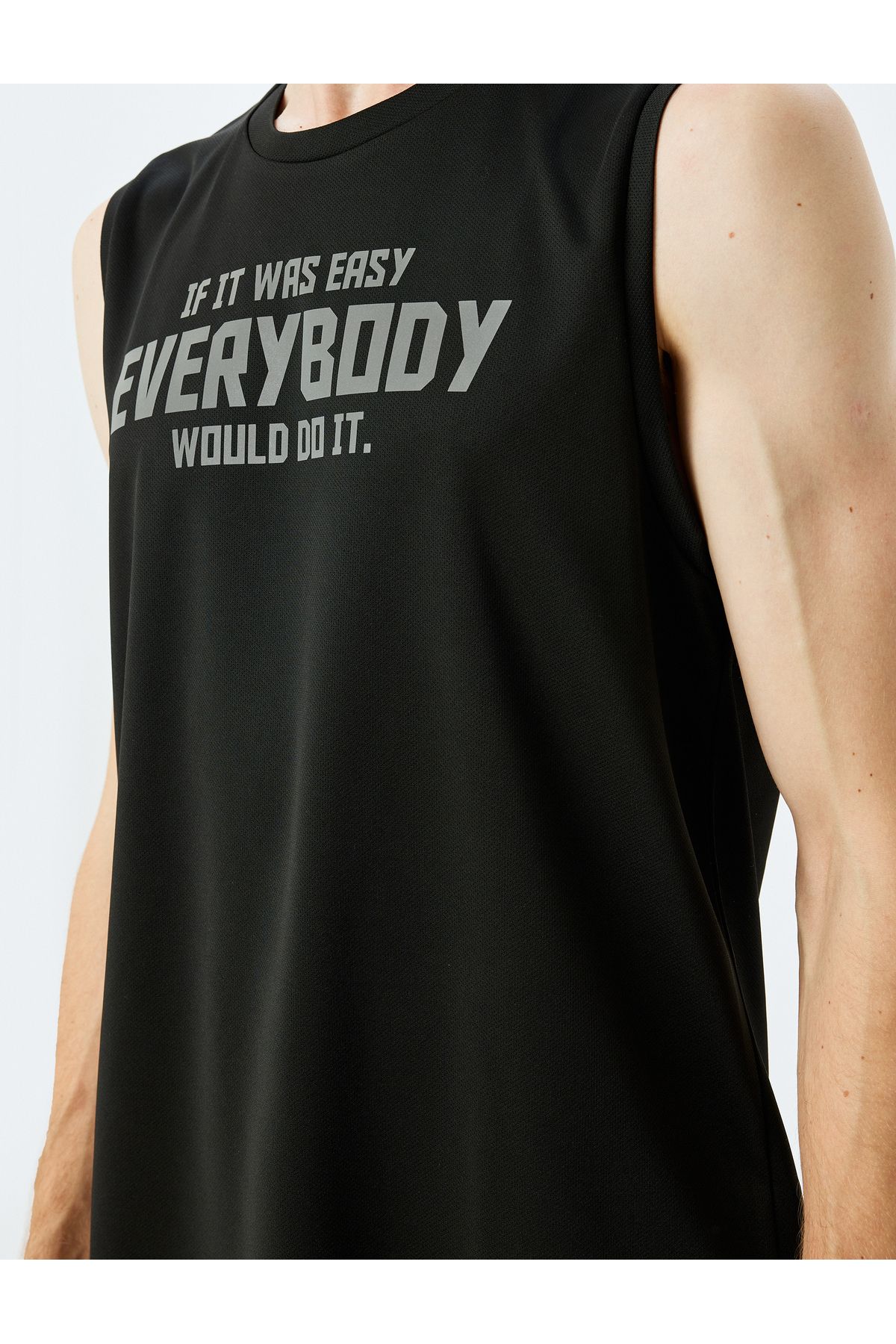 Koton-Crew Neck Sleeveless Slogan Printed Sports Singlet 5