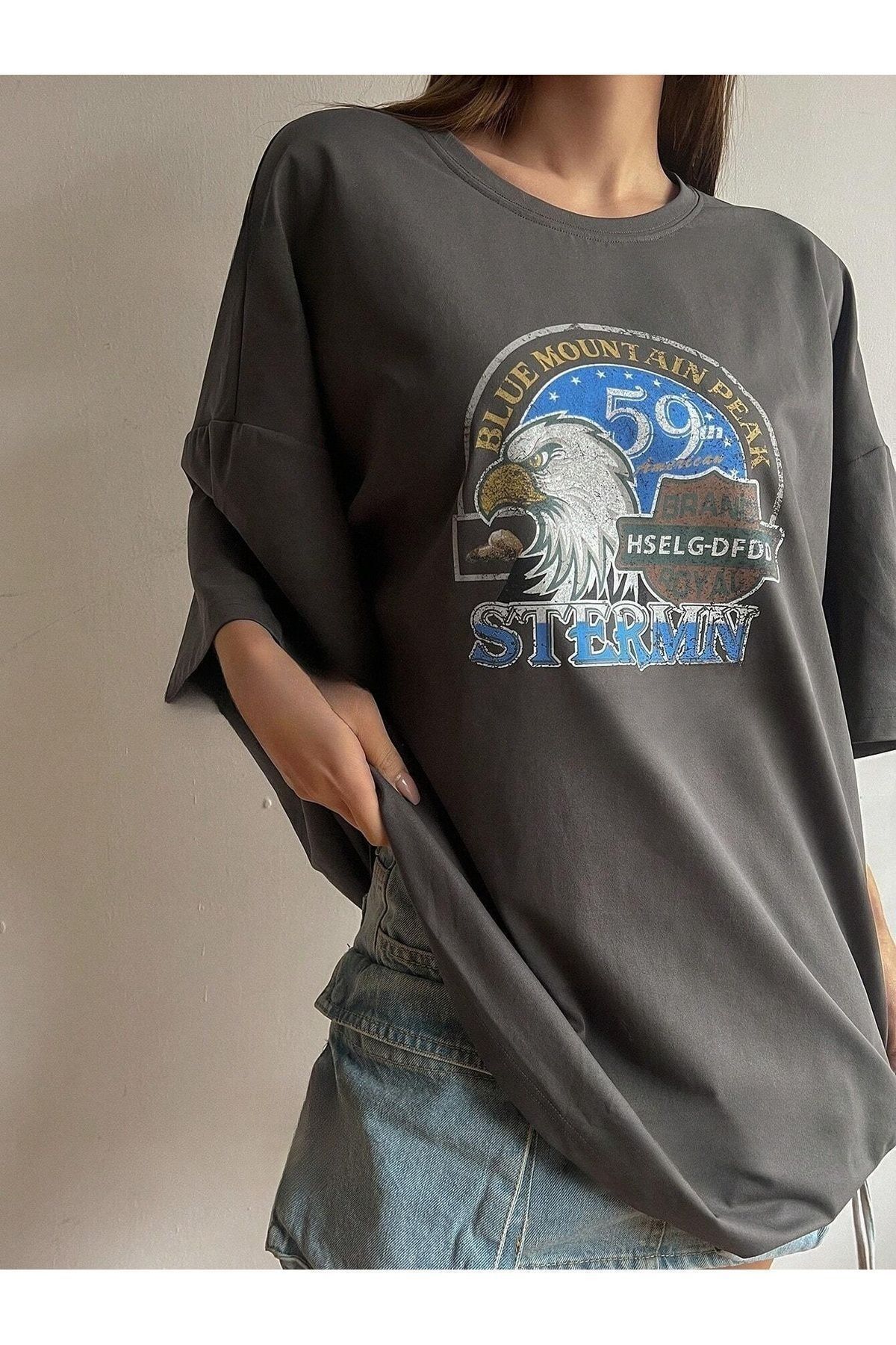 Know Kadın Füme Eagle Stermn Baskı Oversize Tişört