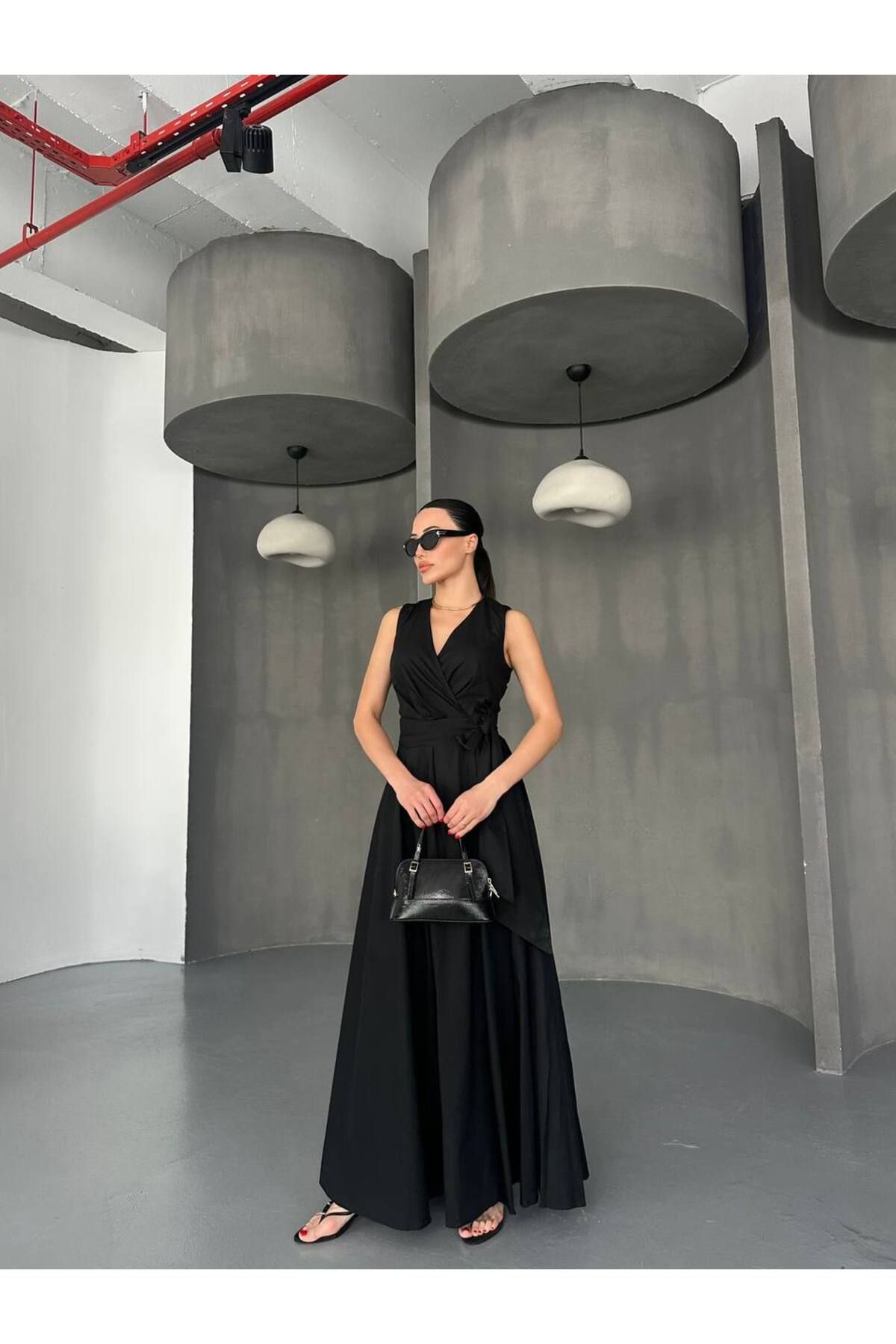 Hotfashion BELİ BAĞLAMALI KRUVAZE SIFIR KOLLU ELBİSE