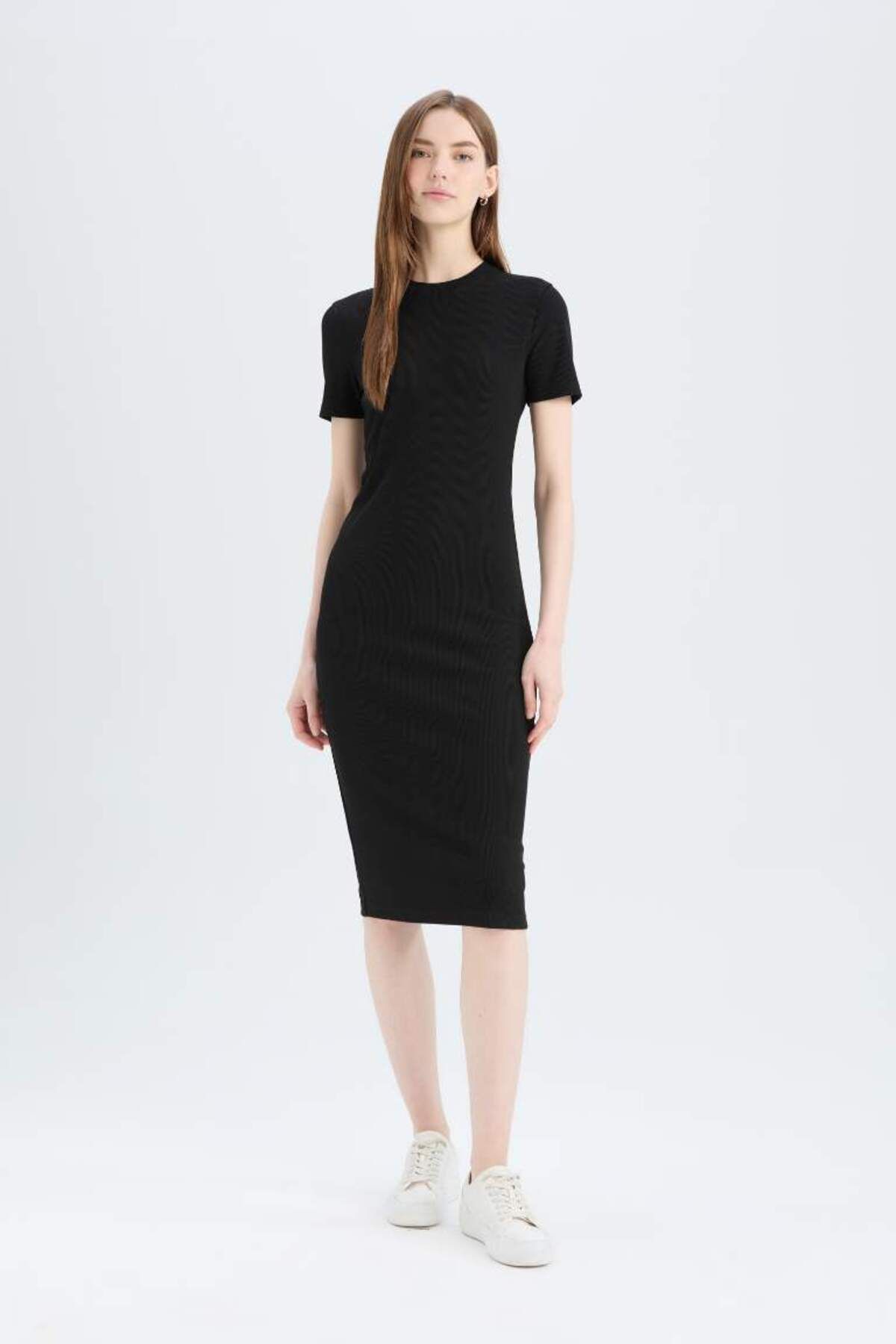 DeFacto Yeni Sezon Bodycon Vücudu Saran Bisiklet Yaka Basic Düz Fitilli Kaşkorse Kısa Kollu Midi