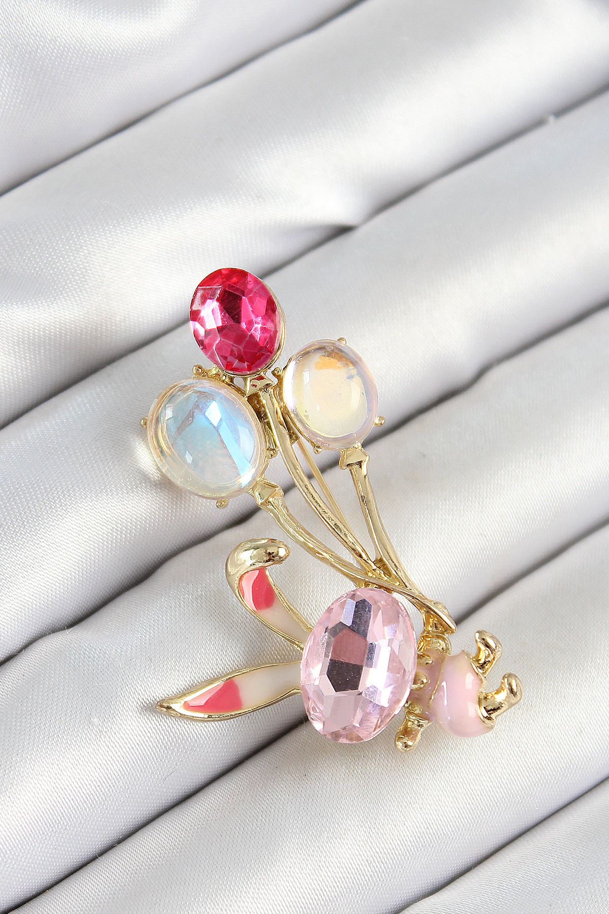 callerrons accessories Zirkon Taşlı Balonlu Pembe Tavşan Figürlü Gold Renk Kadın Broş - EBJ250530W34447