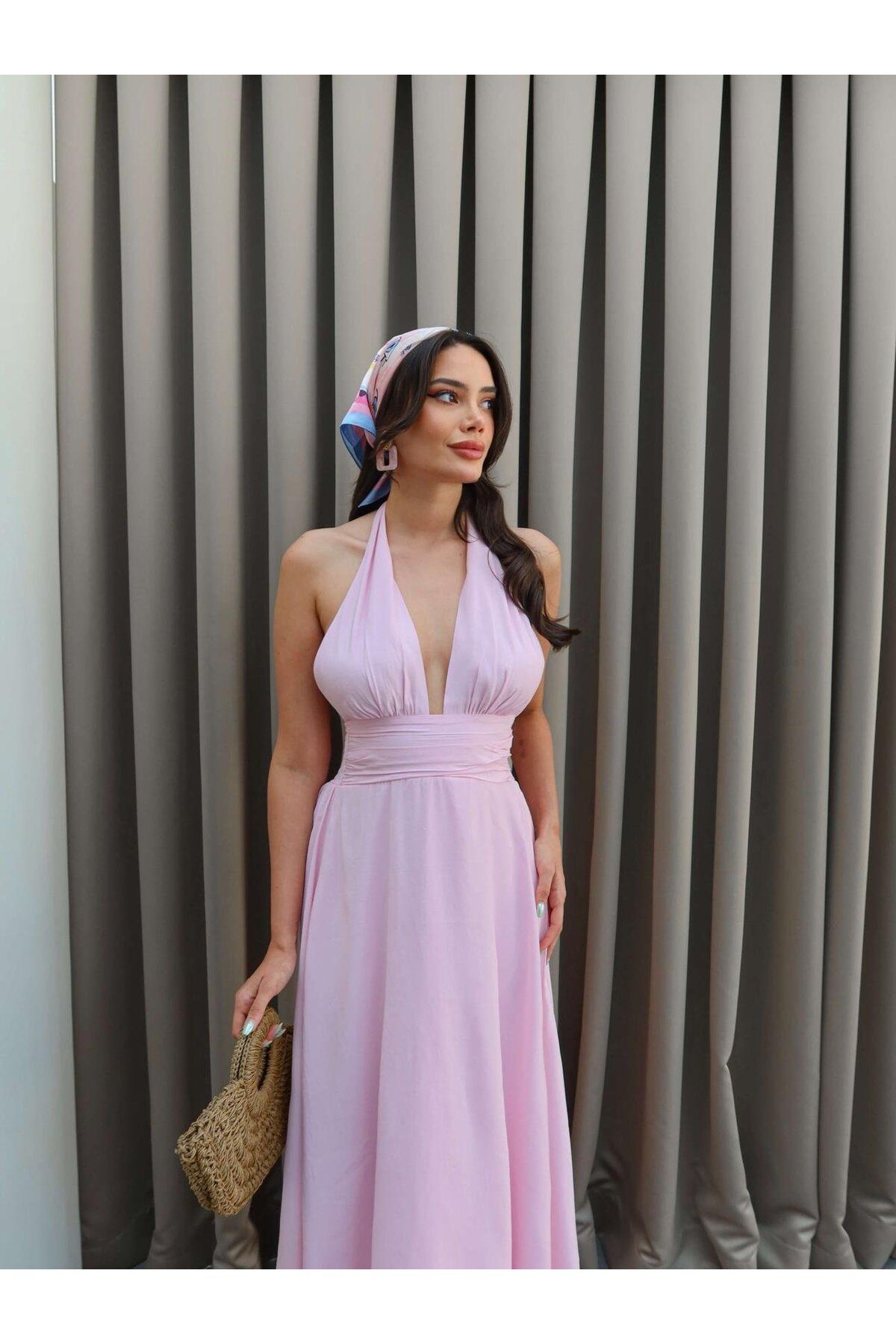 Lady Pixie Boyundan Bağlamalı Maxi Elbise