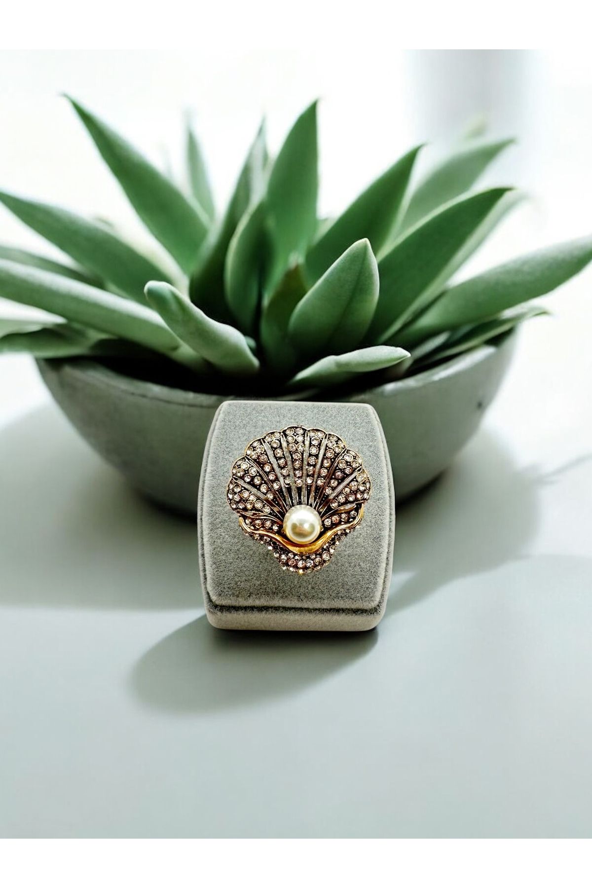 FUYA JEWELLERY İnci Detaylı Midye Yüzük