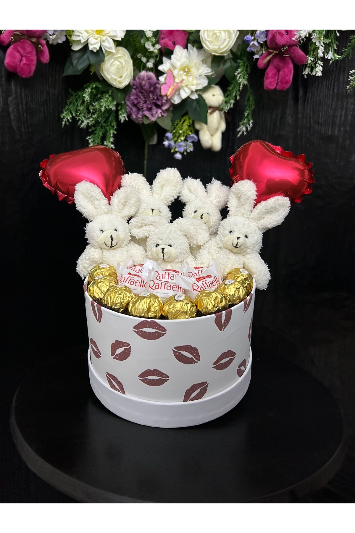 fancyflower Tasarım Kutuda Tavşanlar ve Çikolatalar