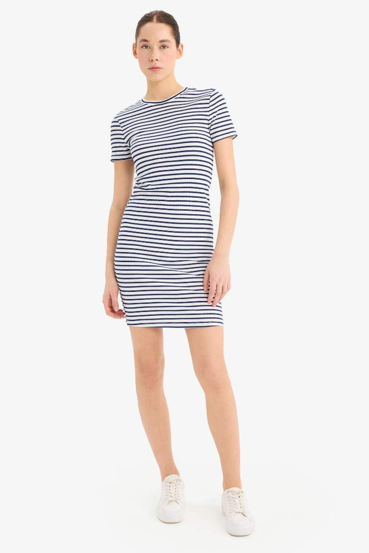DeFacto Yeni Sezon Coool Bodycon Vücudu Saran Bisiklet Yaka Çizgili Fitilli Kaşkorse Kısa Kollu