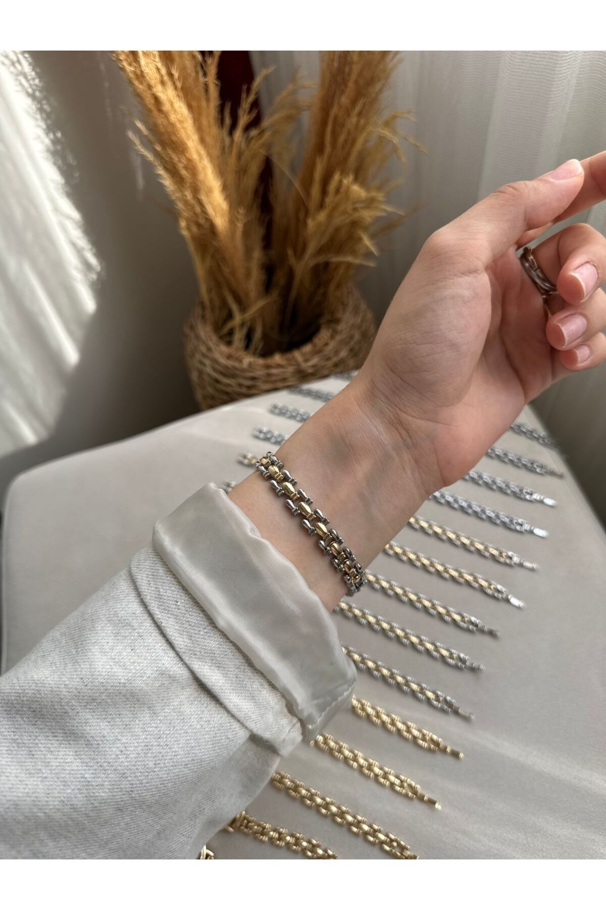 MERW July Model Gold Gümüş Mavi Renk Metal Kordon Vintage Retro Seri Kadın Kol Saati