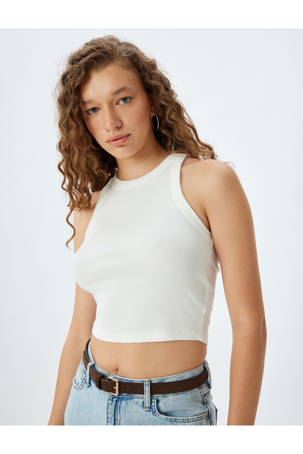 Koton Yeni Sezon Halter Yaka Fitilli Slim Fit Crop Kadın Atlet