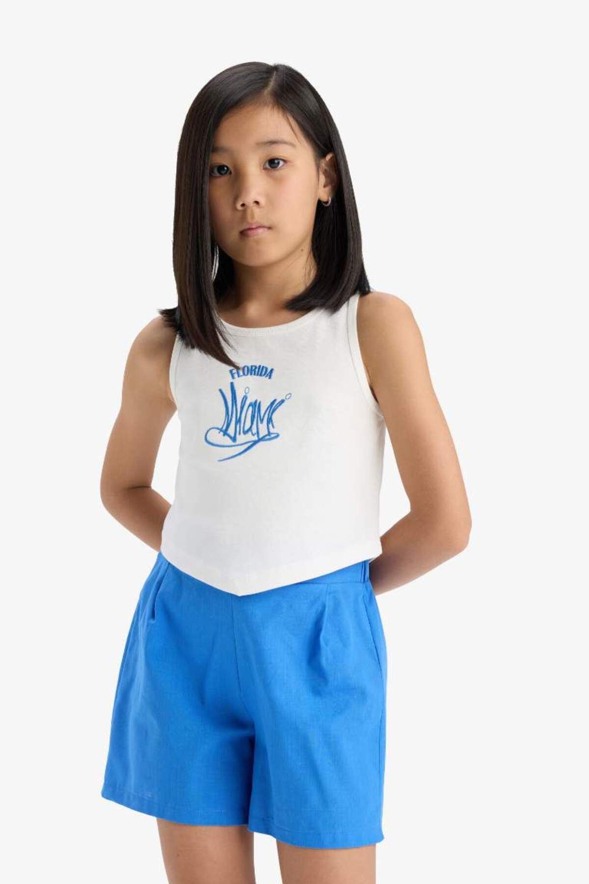 DeFacto-Girl's 2-Piece Set Printed Undershirt Linen Look Shorts E6851A825Hs 3