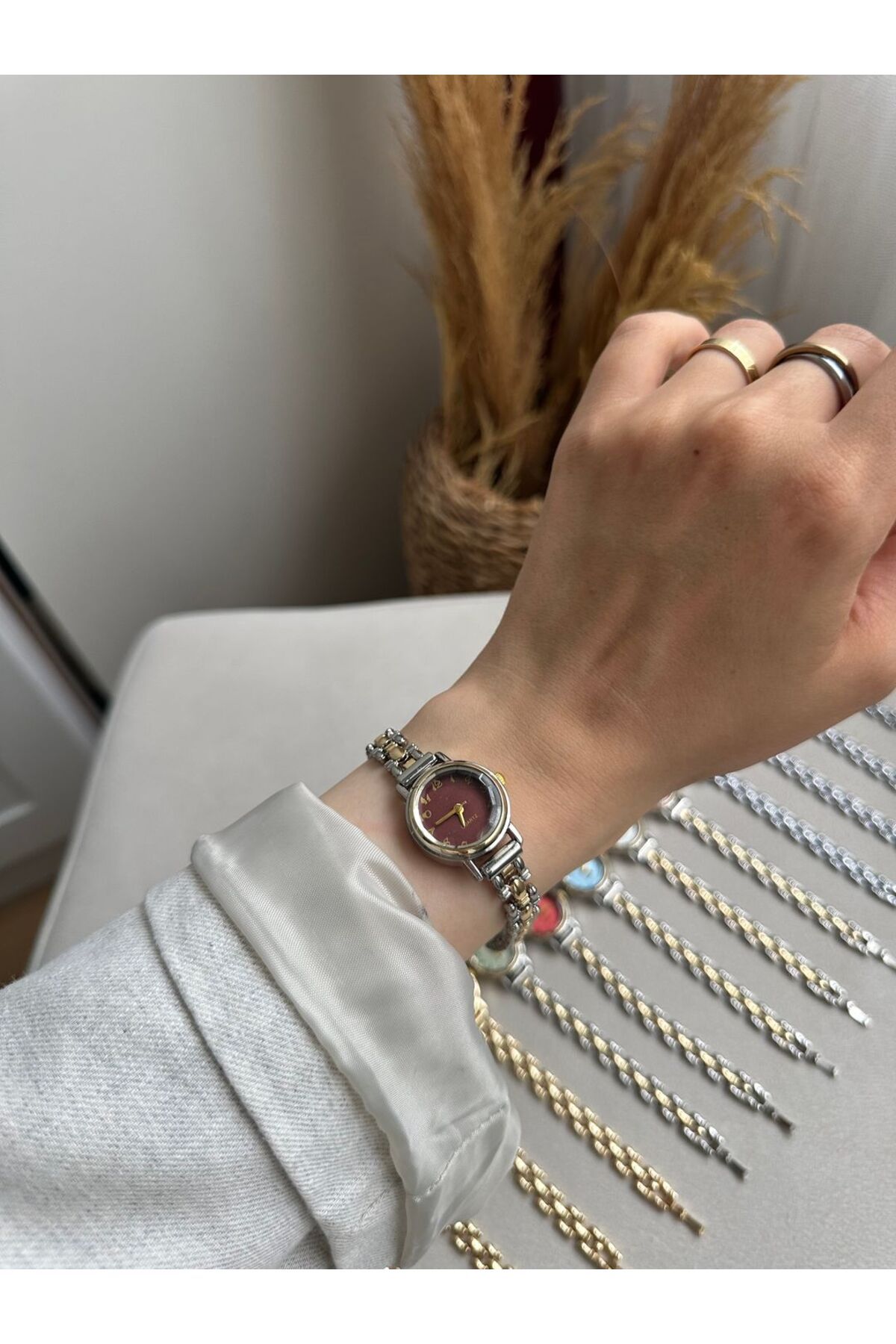 MERW July Model Gold Gümüş Bordo Renk Metal Kordon Vintage Retro Seri Kadın Kol Saati