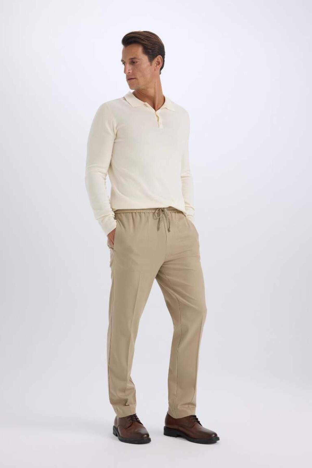 DeFacto-Summer Fabric Jogger Pants with Lacing at the Waist Elastic Straight Leg Stretching in All Directions with Pockets A9943Ax25Sp 3