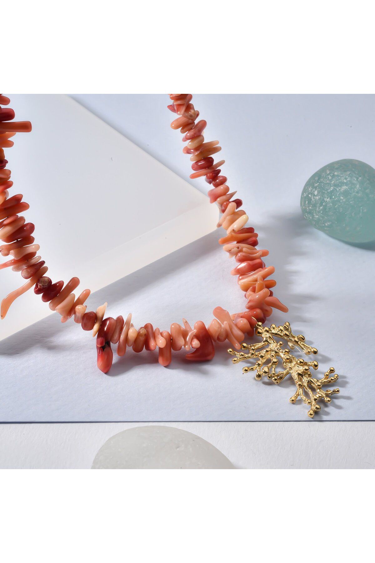Nox Jewelry 14 Ayar Altın Kaplama Doğal Düzensiz Dal Mercan El Yapımı Gümüş Kolye - CNS00631