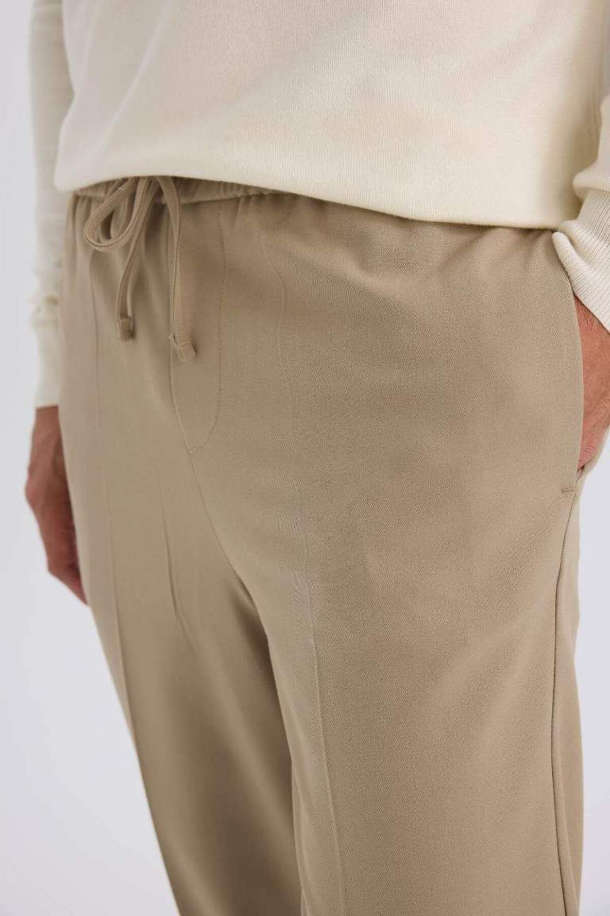 DeFacto-Summer Fabric Jogger Pants with Lacing at the Waist Elastic Straight Leg Stretching in All Directions with Pockets A9943Ax25Sp 5