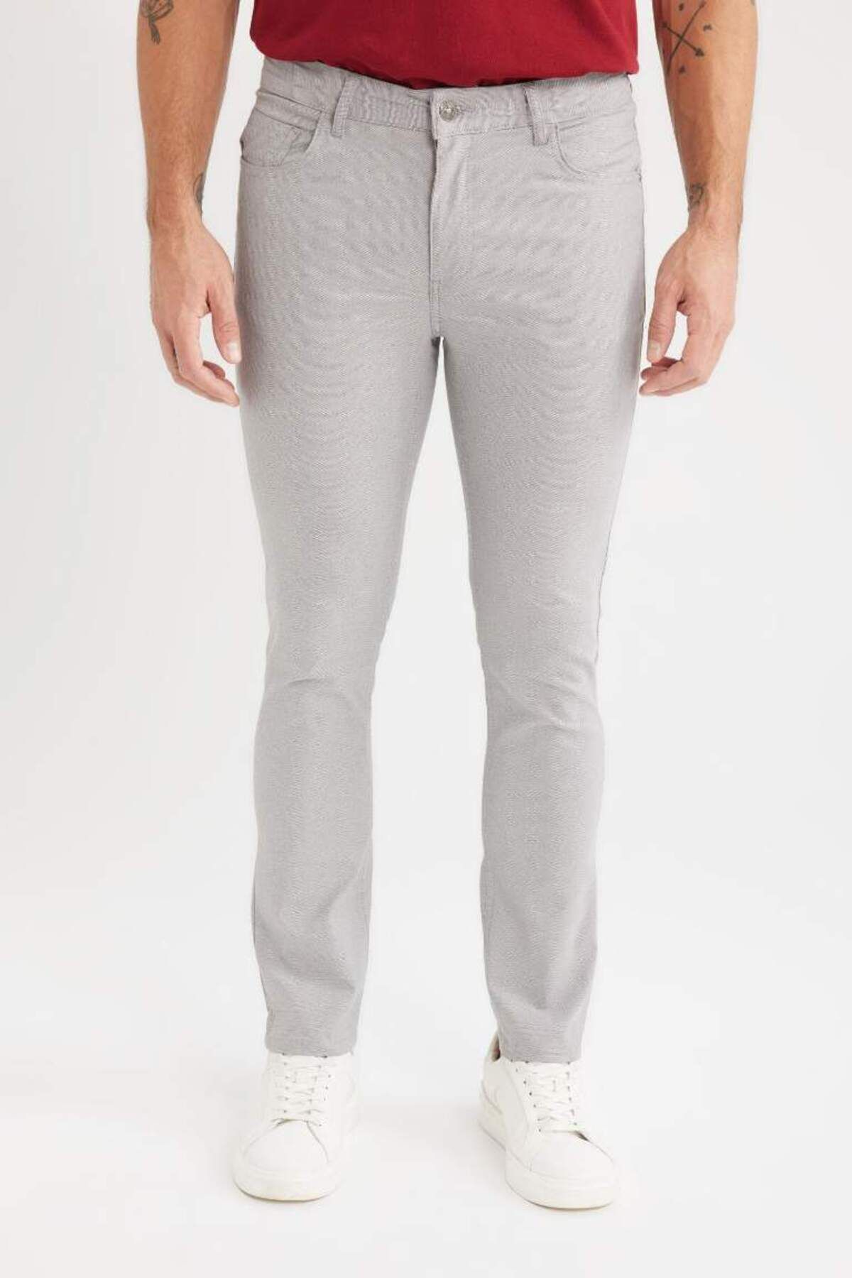 DeFacto Yeni Sezon Yazlık Chino Kanvas Dokulu Pantolon Slim Fit Dar Kesim Cepli Dar Paça